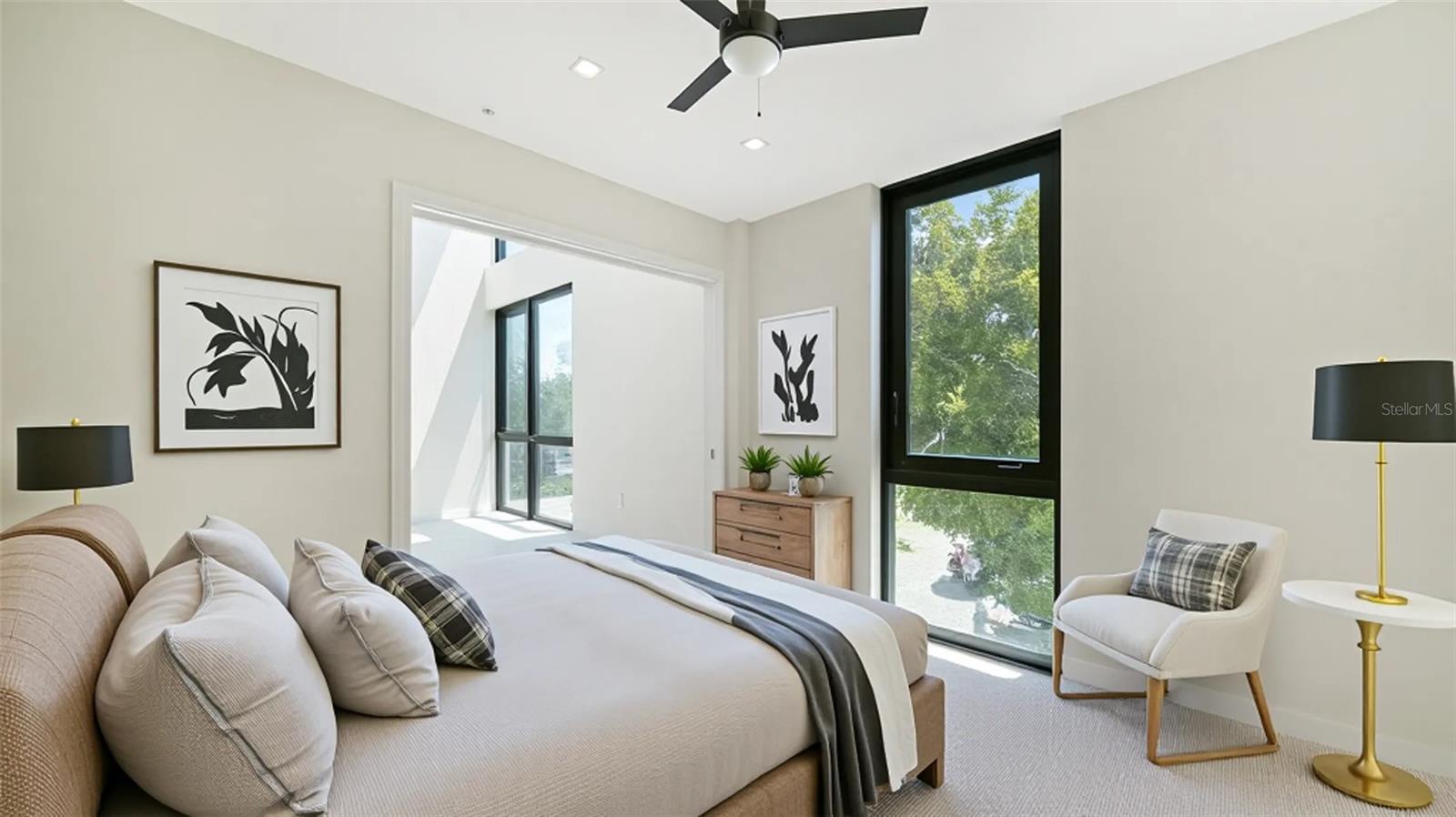 Image 17 of 52 For 1558 4th Street 210