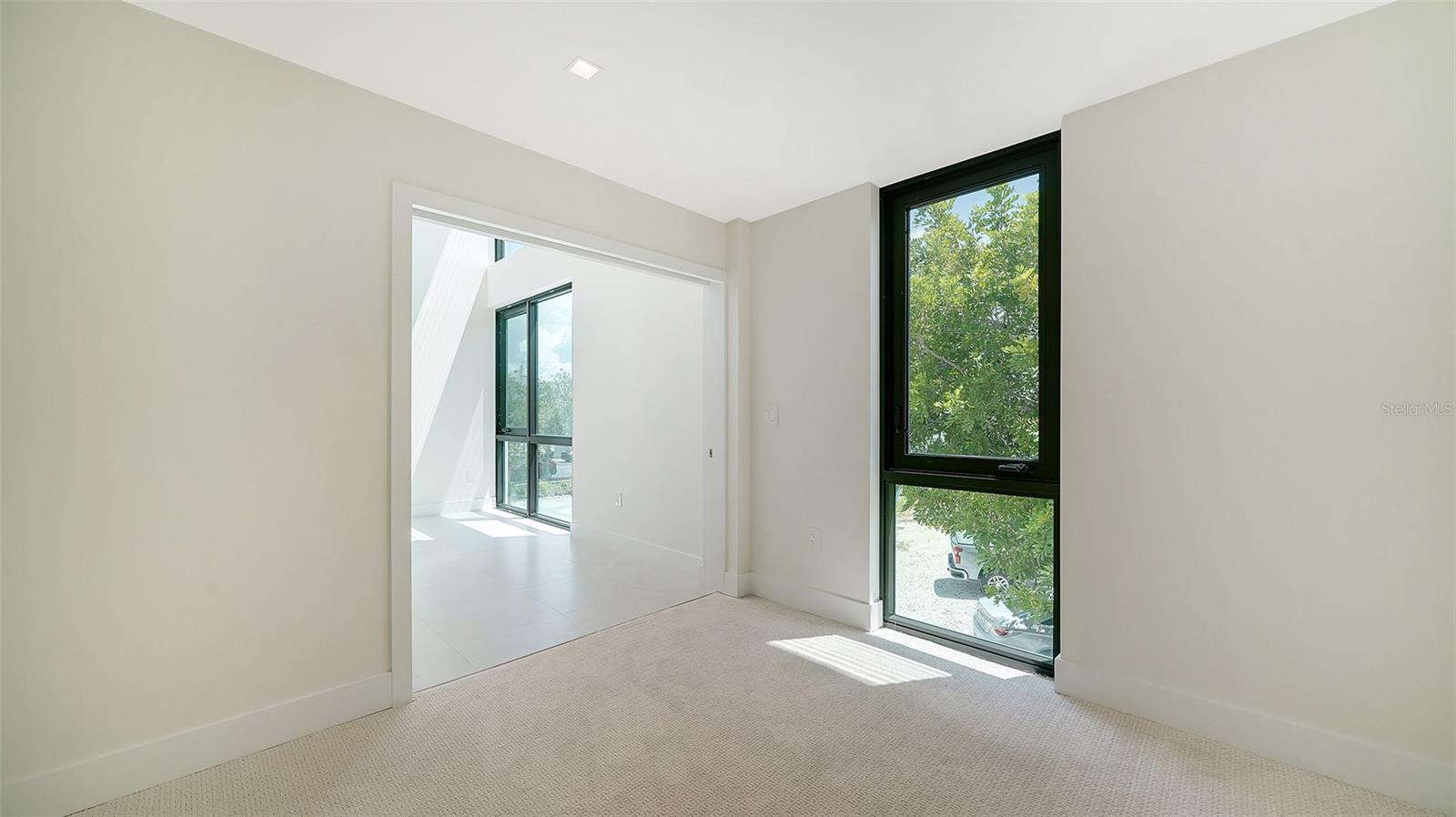 Image 18 of 52 For 1558 4th Street 210