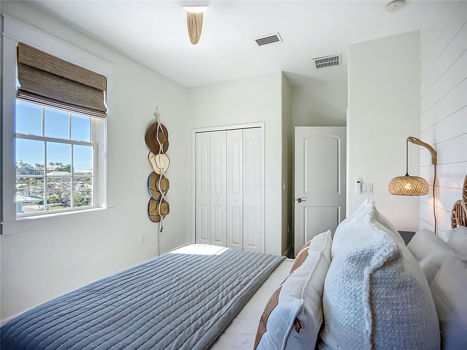 Image 25 of 73 For 215 64th Street