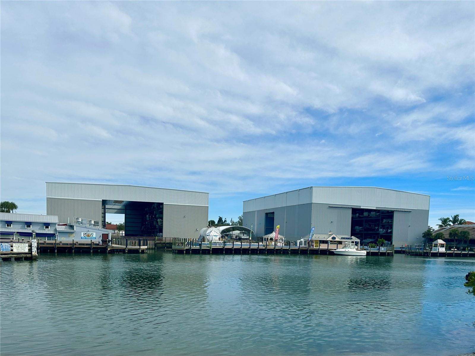 Image 3 of 10 For 100 Circuit Road N-110