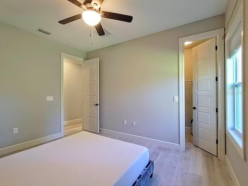 Image 21 of 26 For 3373 Eagle Pass Street