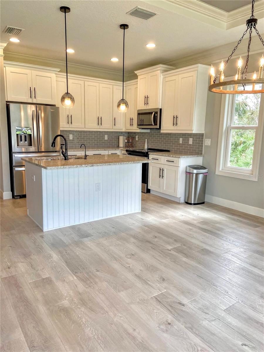 Image 6 of 26 For 3373 Eagle Pass Street