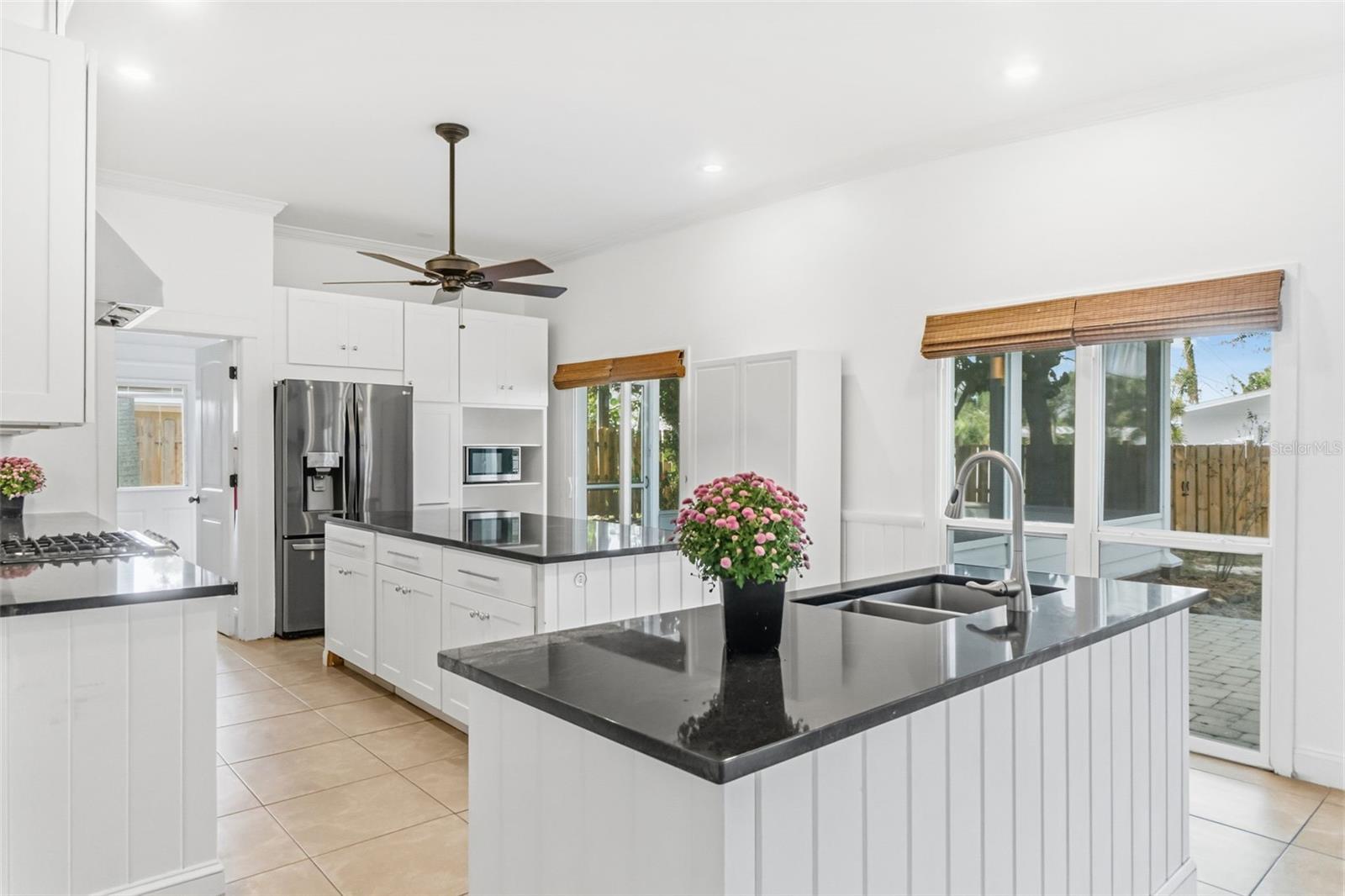 Image 11 of 30 For 3410 School Avenue