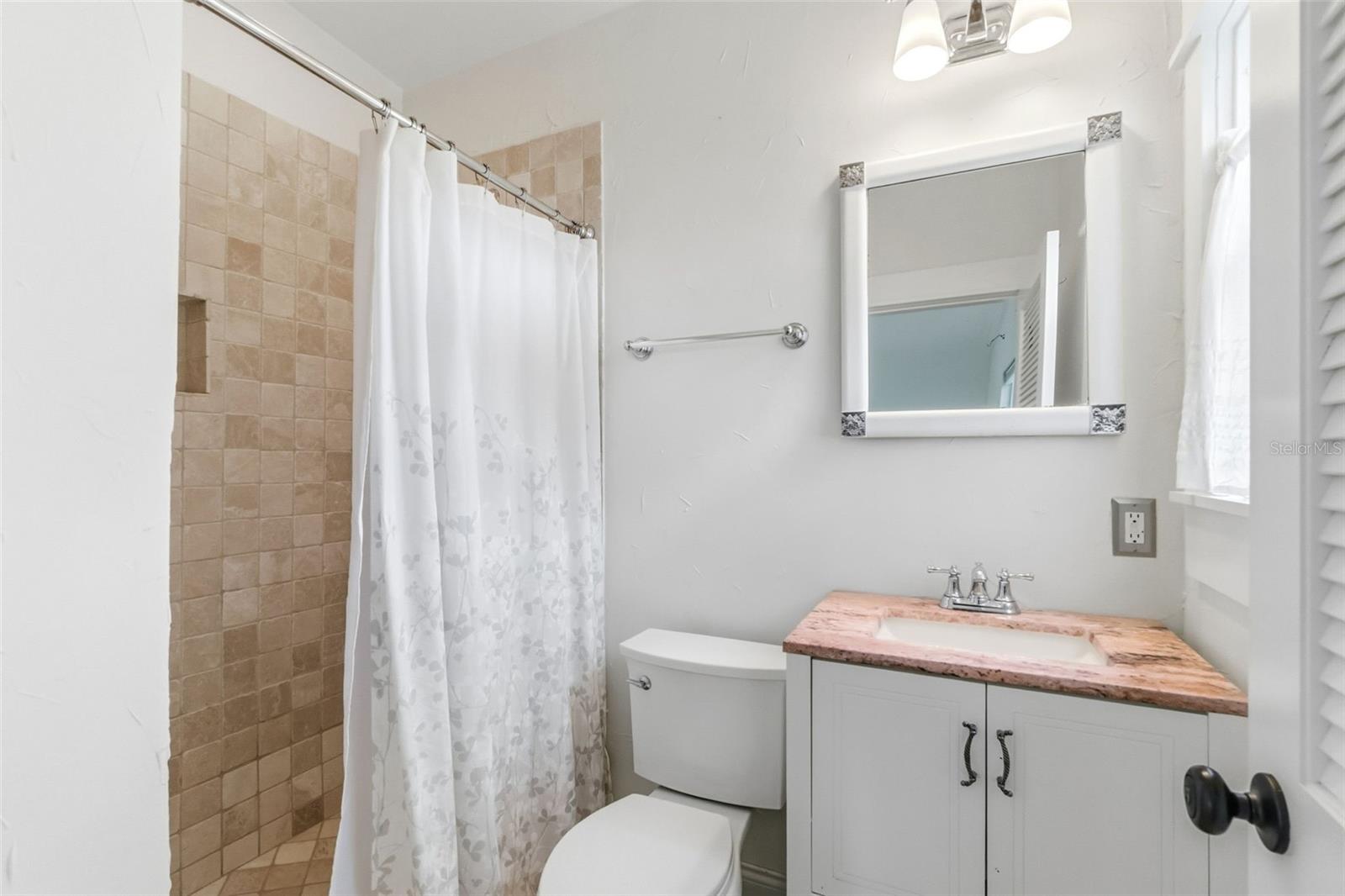 Image 16 of 30 For 3410 School Avenue