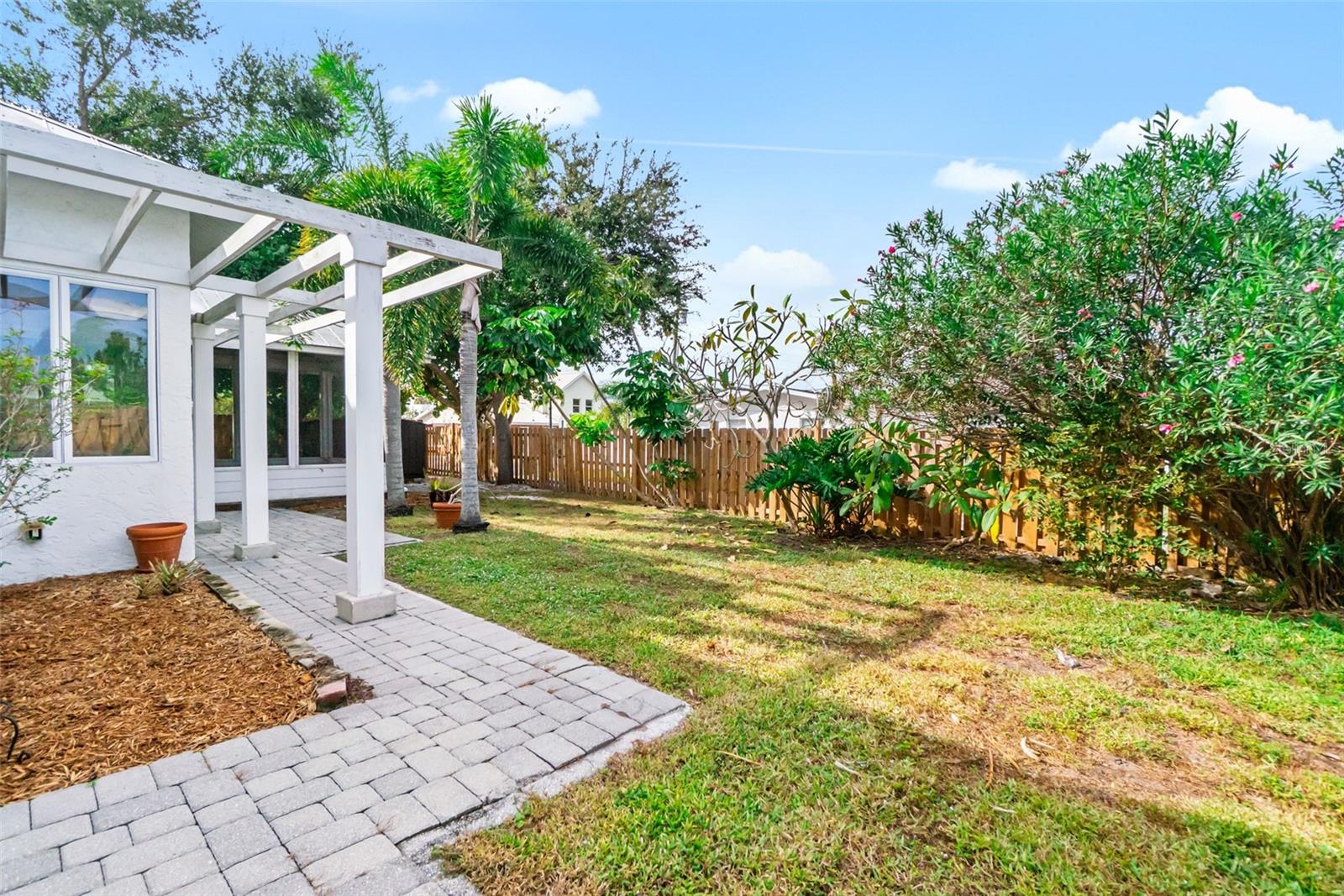 Image 26 of 30 For 3410 School Avenue