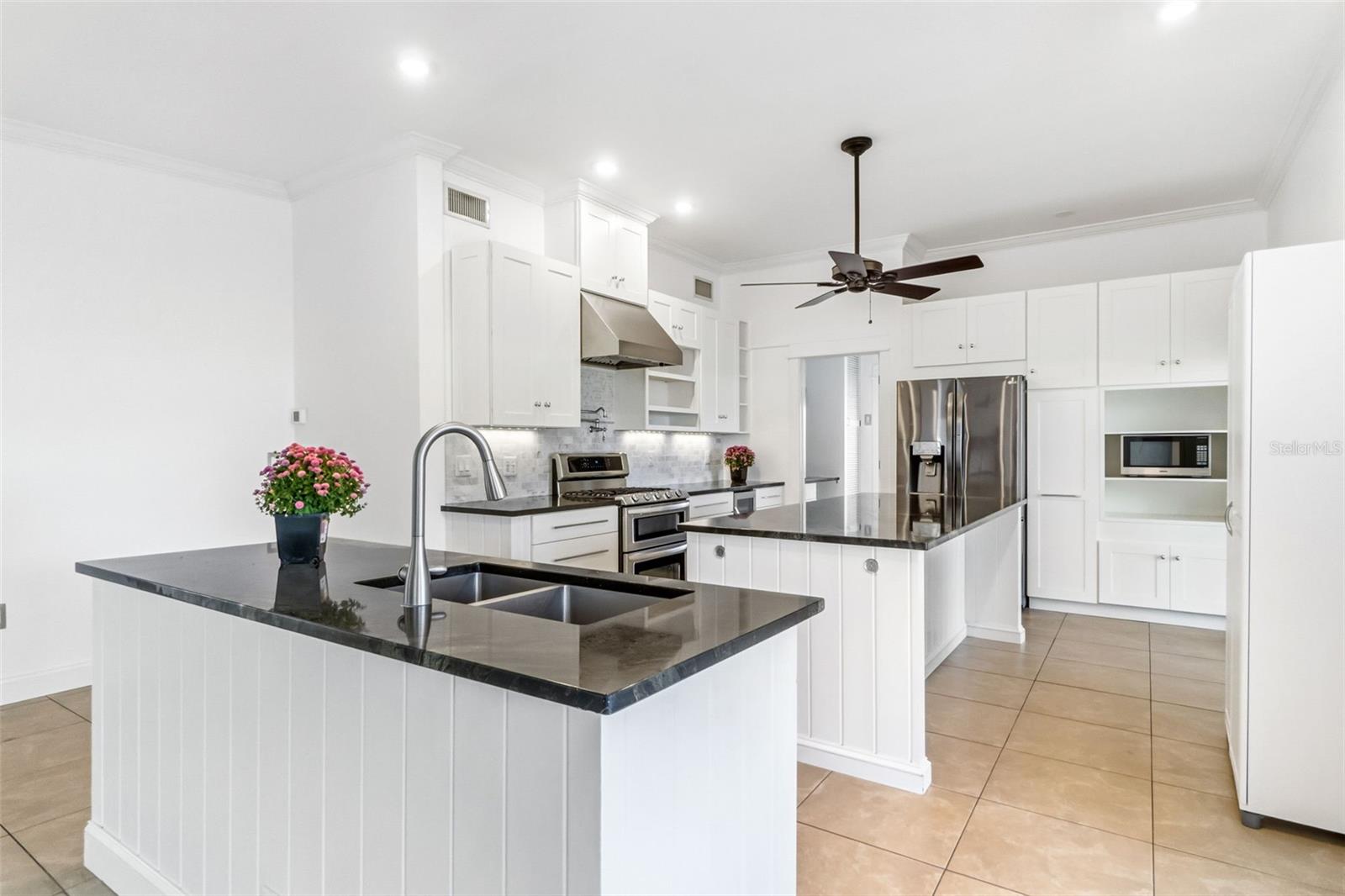 Image 7 of 30 For 3410 School Avenue