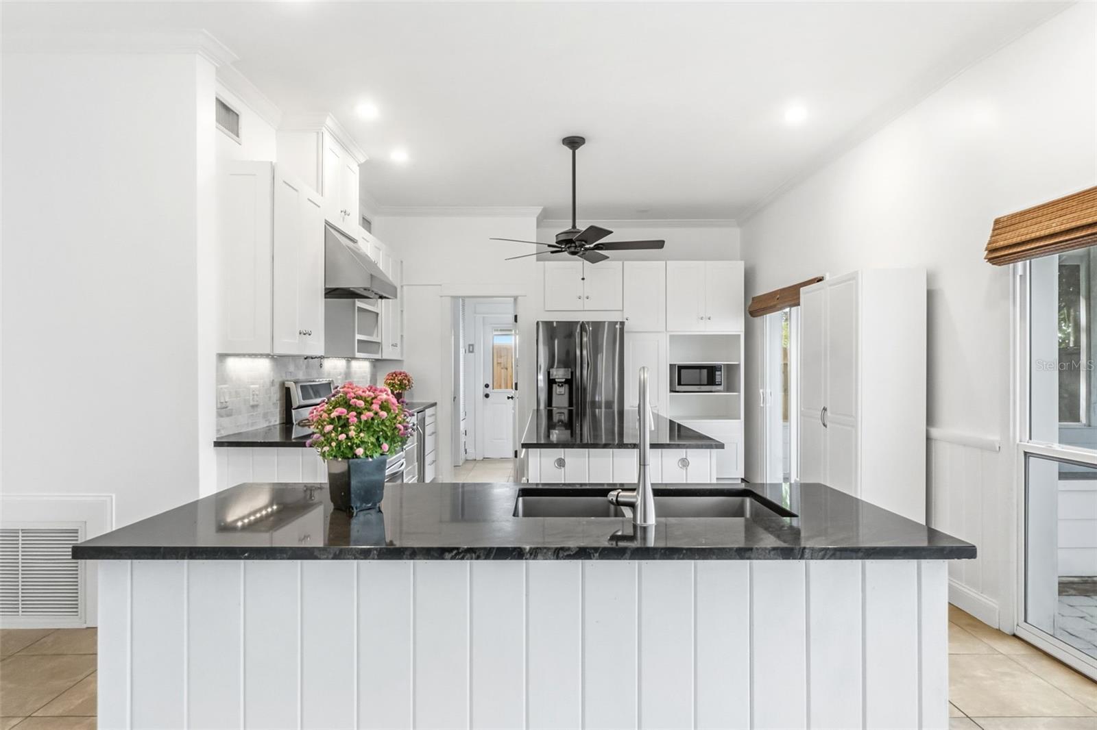 Image 8 of 30 For 3410 School Avenue