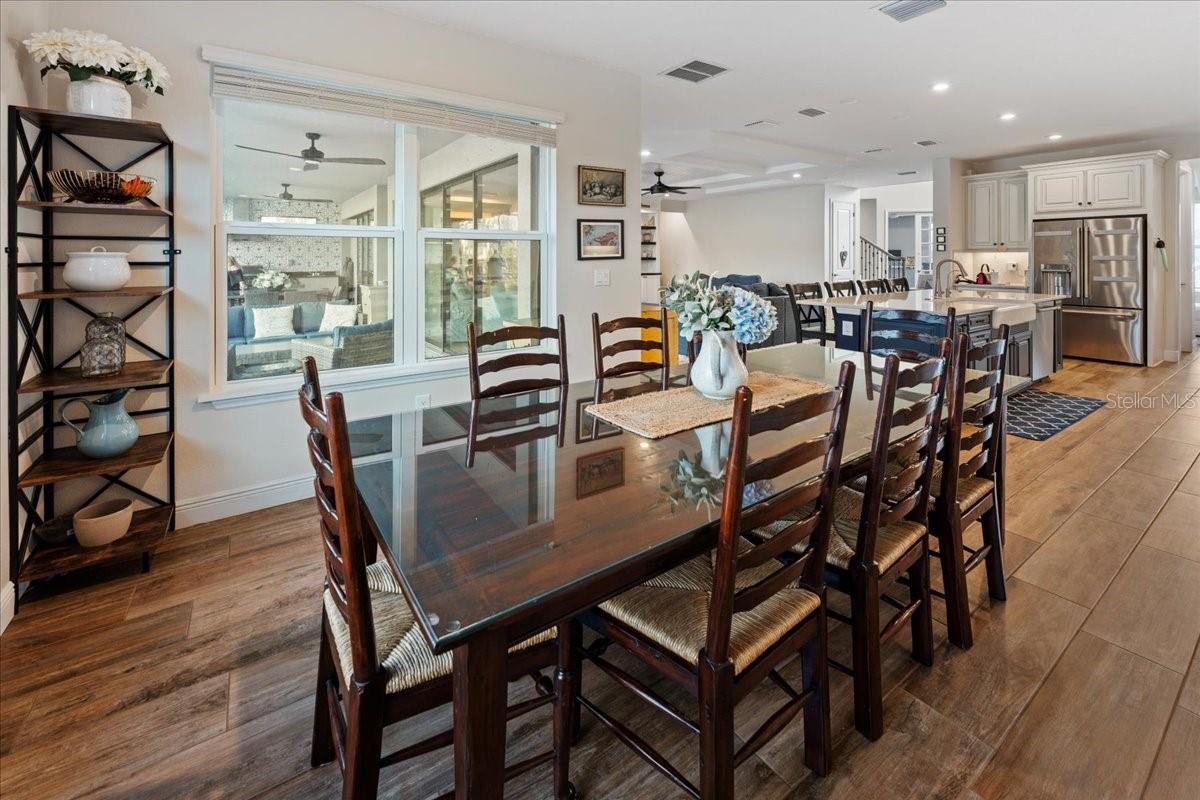 Image 29 of 86 For 10215 Milky Way Circle