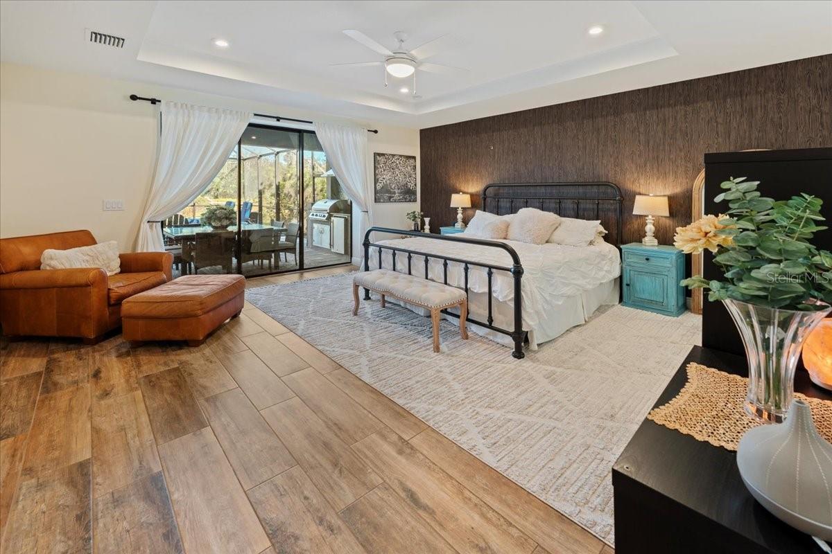 Image 35 of 86 For 10215 Milky Way Circle