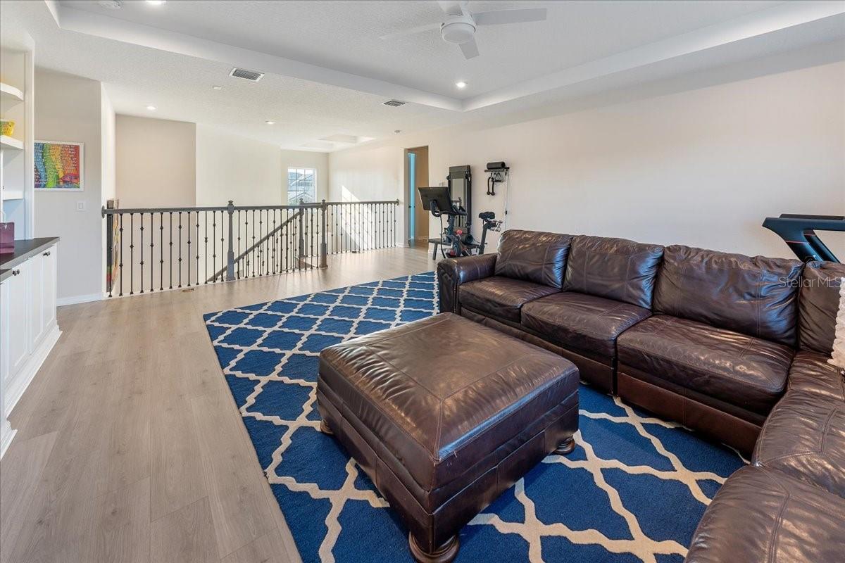 Image 50 of 86 For 10215 Milky Way Circle