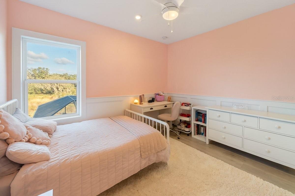 Image 61 of 86 For 10215 Milky Way Circle