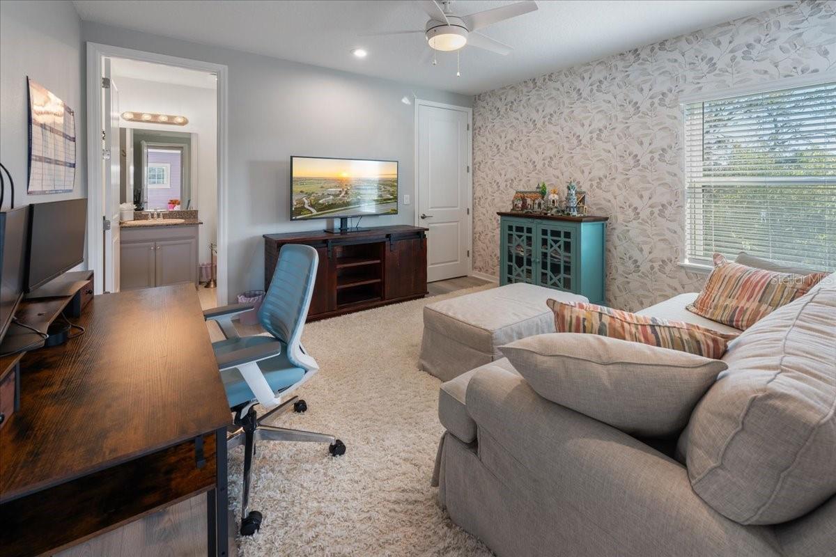 Image 65 of 86 For 10215 Milky Way Circle