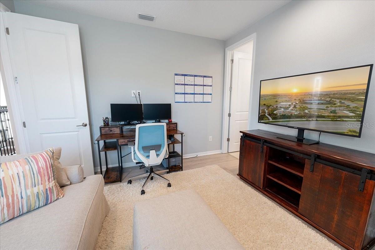 Image 66 of 86 For 10215 Milky Way Circle