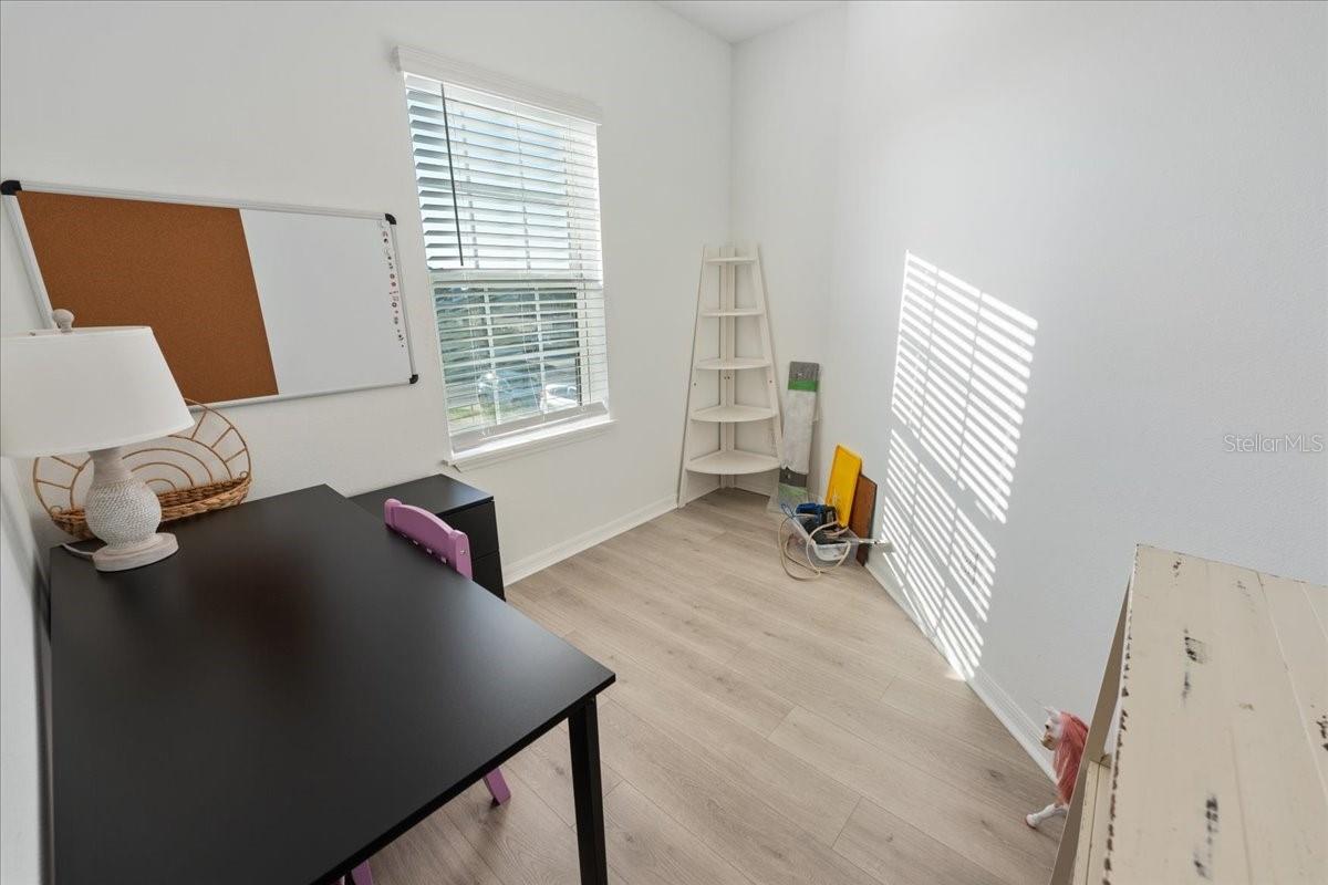 Image 67 of 86 For 10215 Milky Way Circle