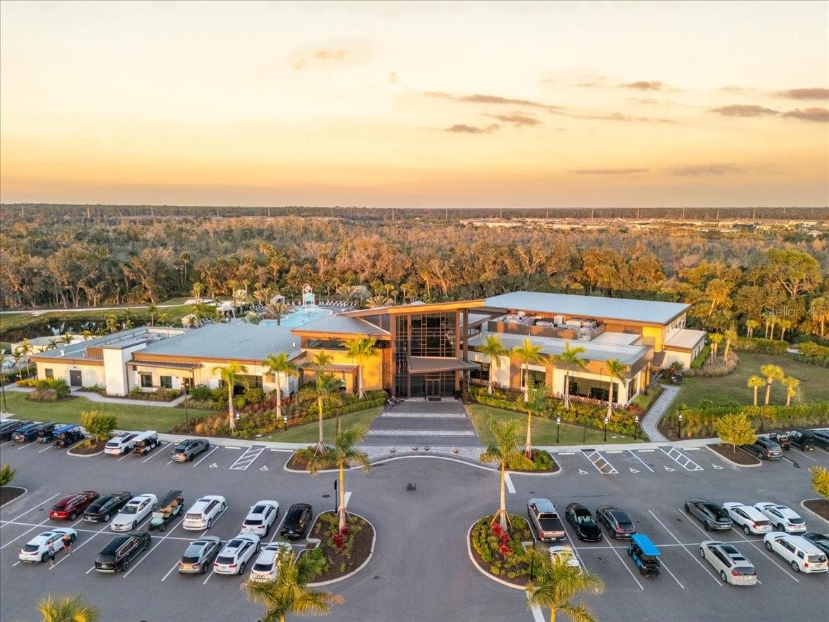 Image 72 of 86 For 10215 Milky Way Circle