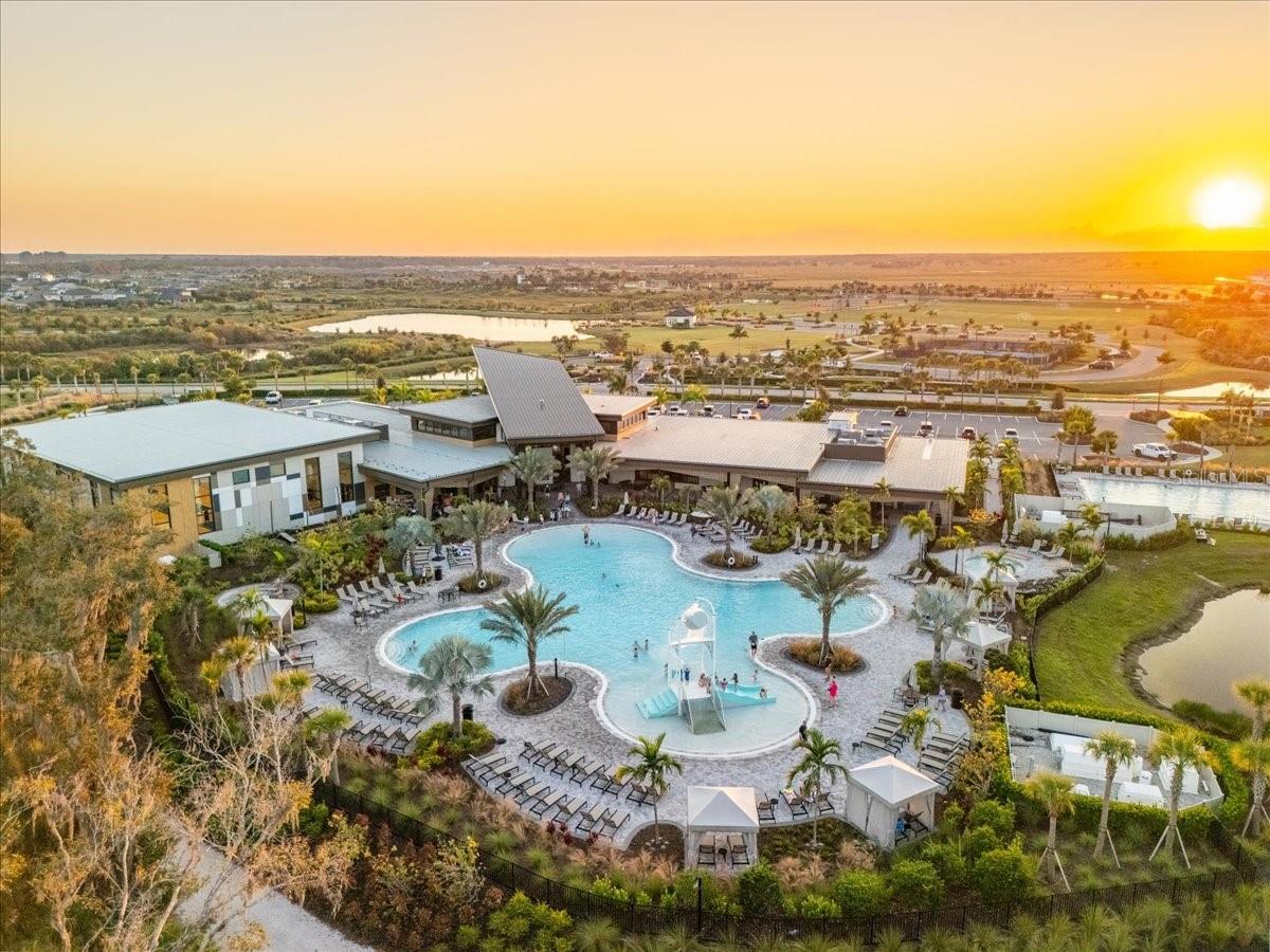 Image 75 of 86 For 10215 Milky Way Circle