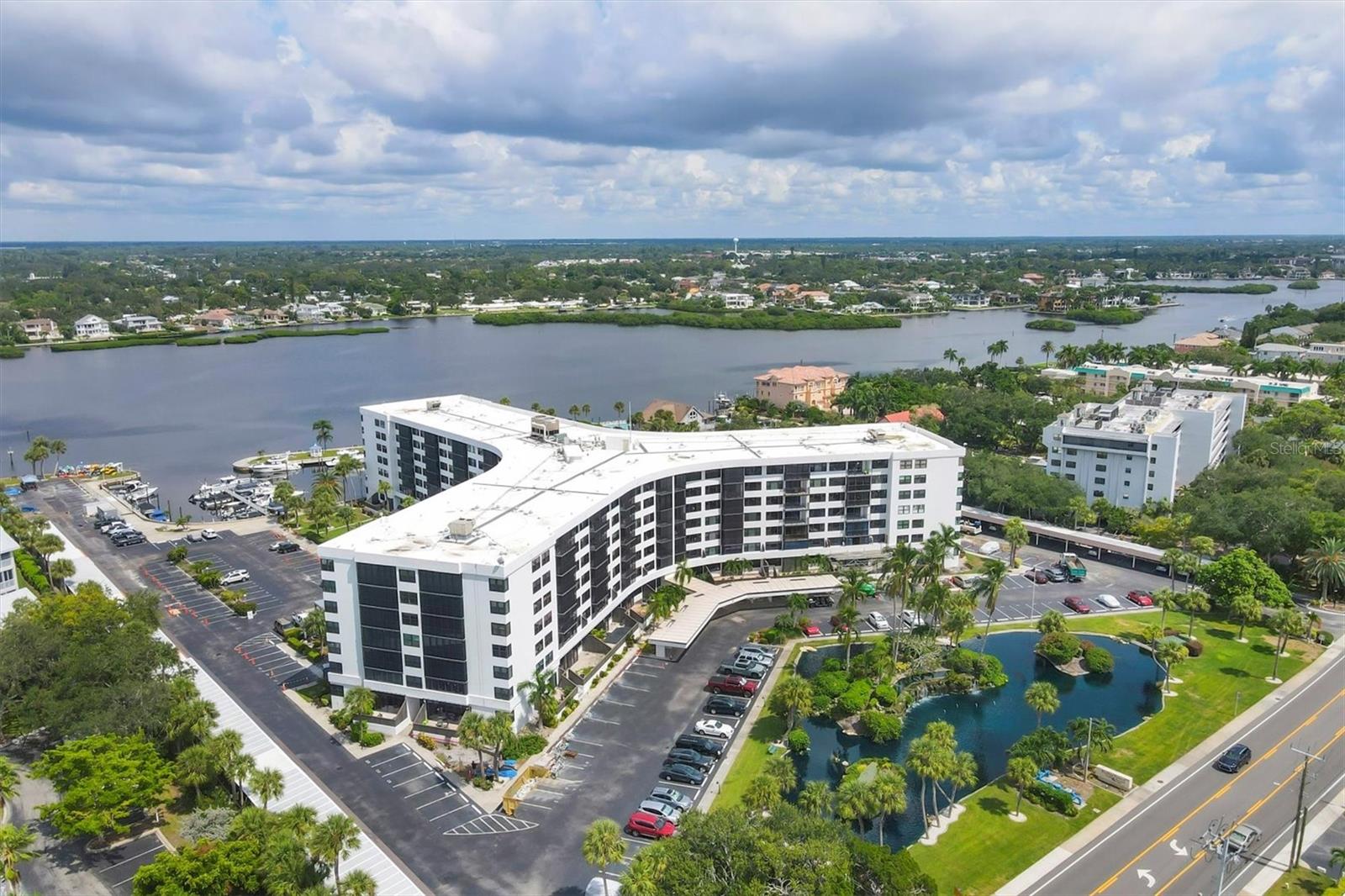 Image 3 of 54 For 5855 Midnight Pass Road 420