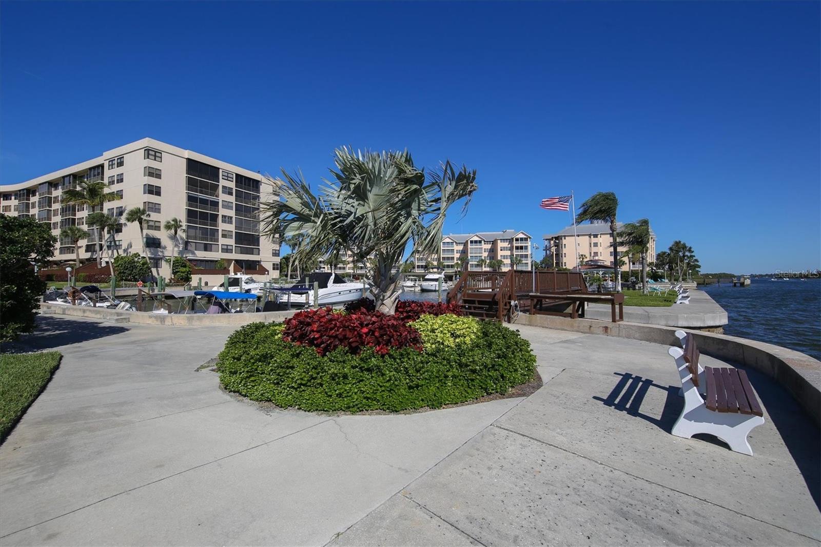 Image 48 of 54 For 5855 Midnight Pass Road 420