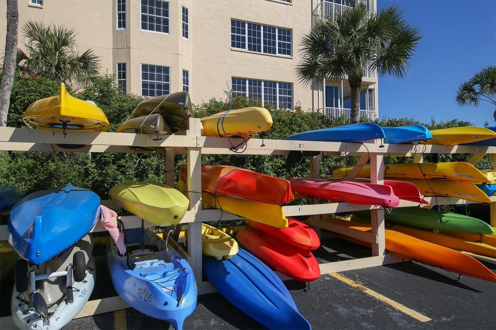 Image 50 of 54 For 5855 Midnight Pass Road 420