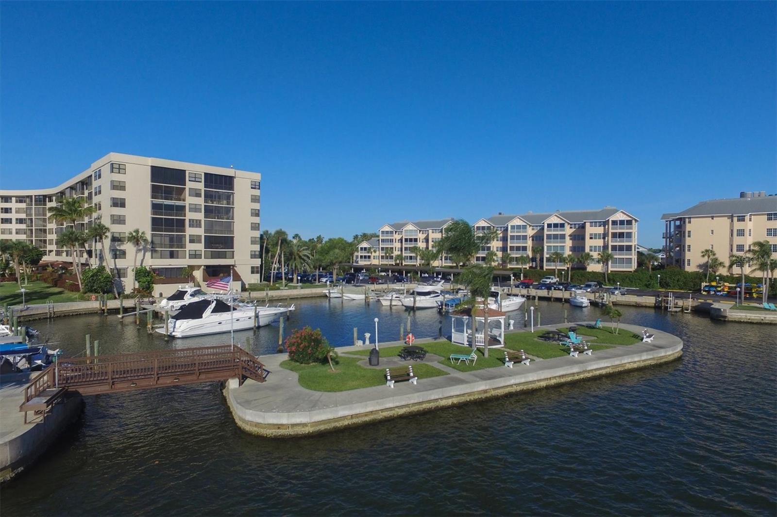 Image 52 of 54 For 5855 Midnight Pass Road 420