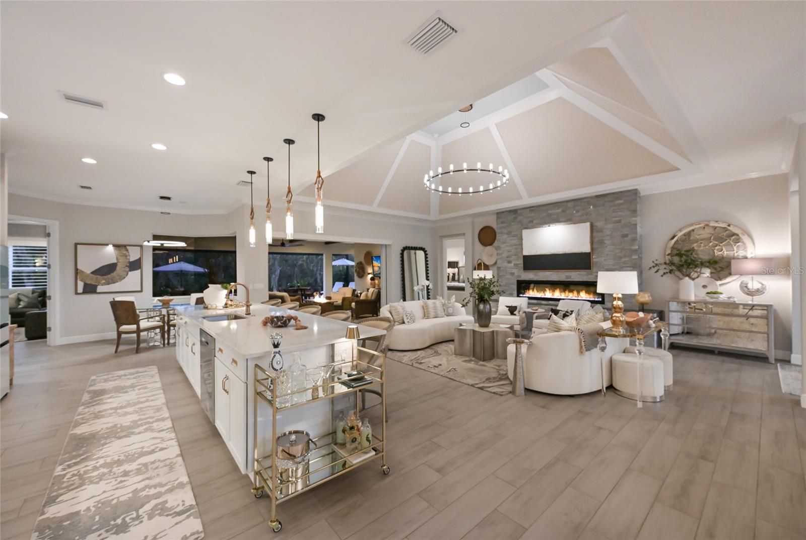 Image 16 of 86 For 16009 42nd Glen E