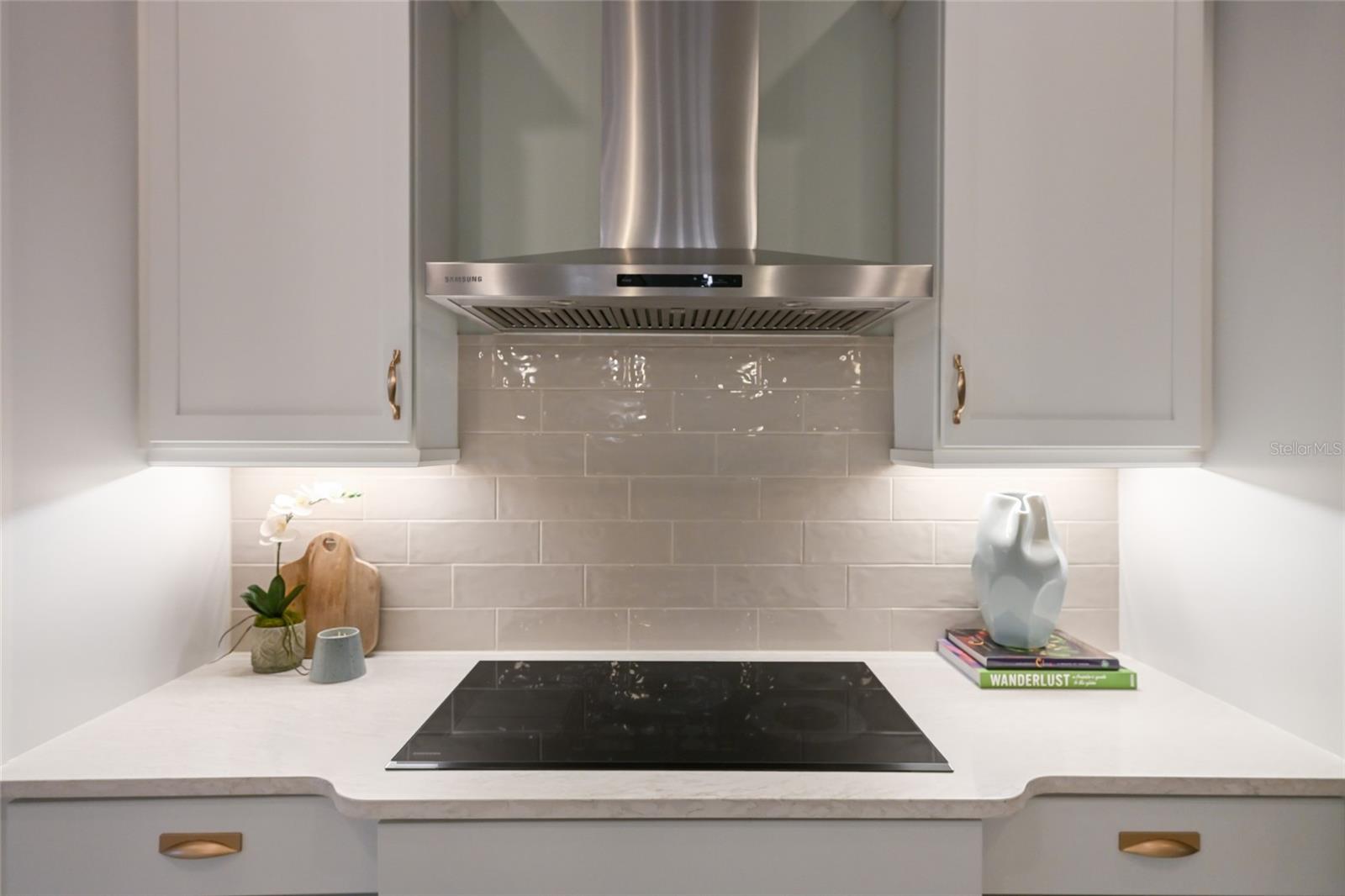 Image 18 of 86 For 16009 42nd Glen E