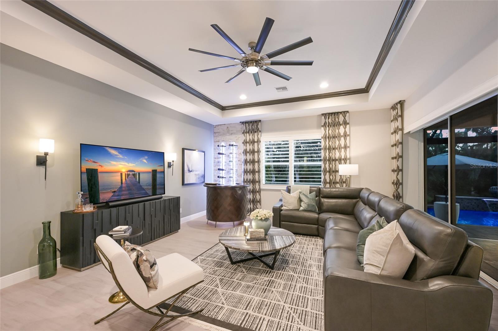 Image 21 of 86 For 16009 42nd Glen E