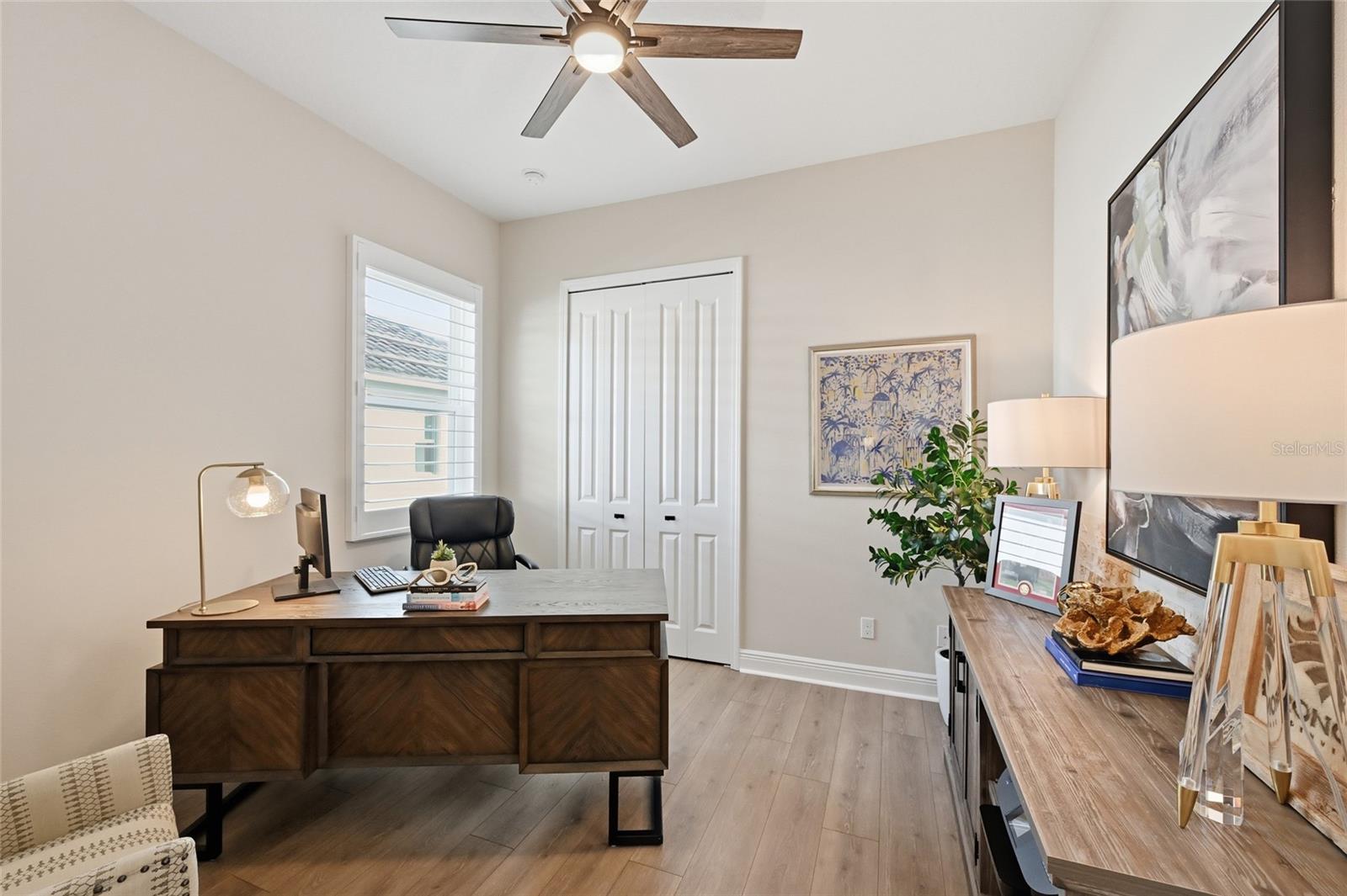 Image 37 of 86 For 16009 42nd Glen E