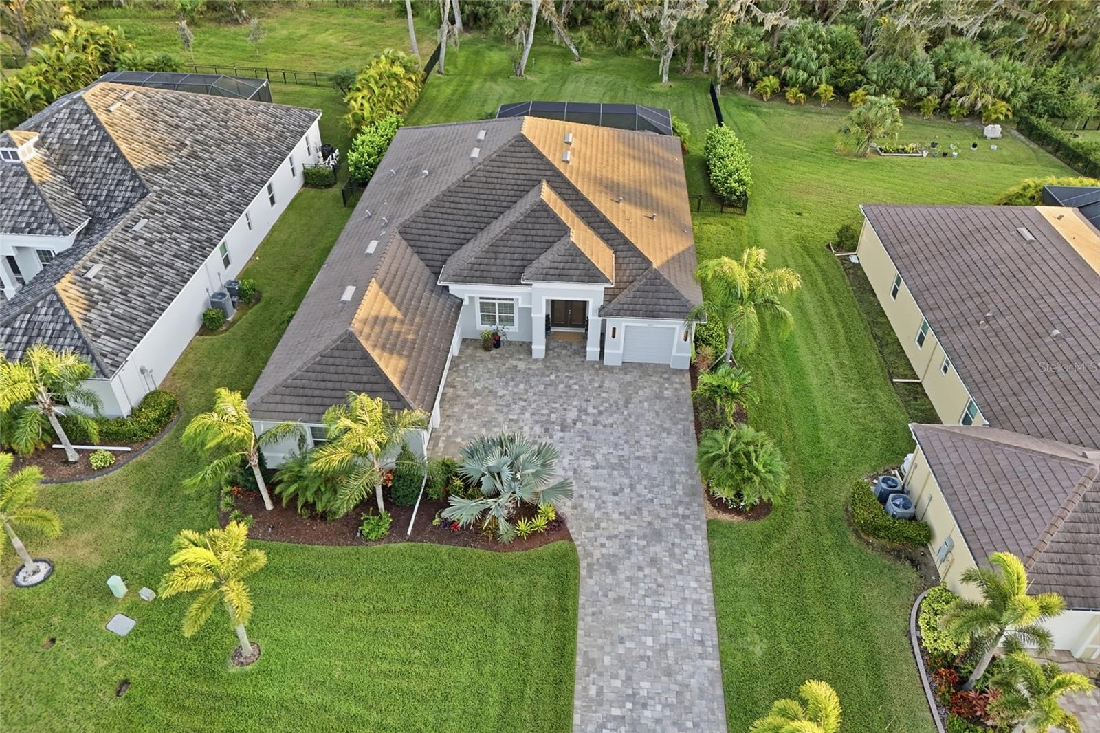 Image 60 of 86 For 16009 42nd Glen E