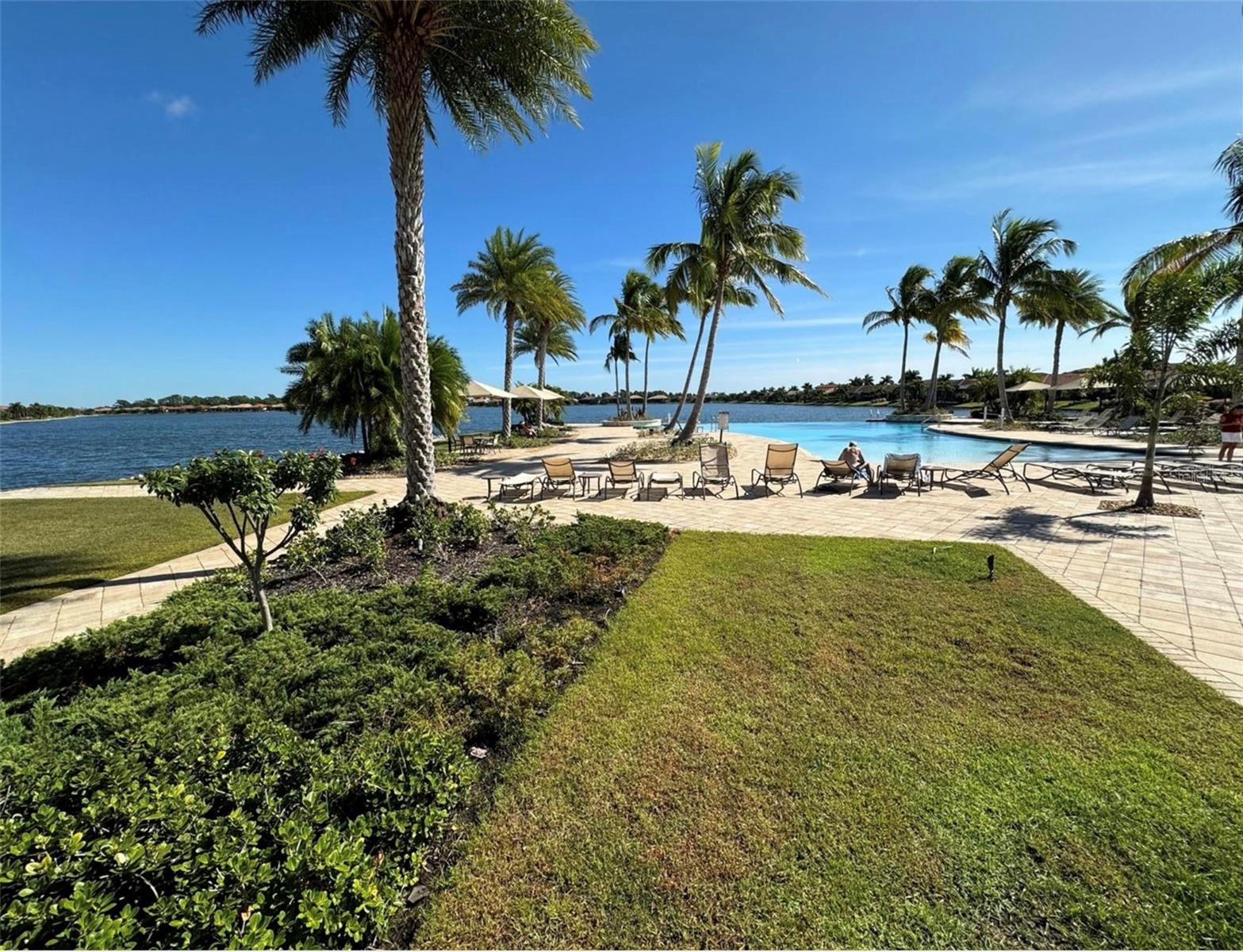 Image 26 of 43 For 124 Soliera Street