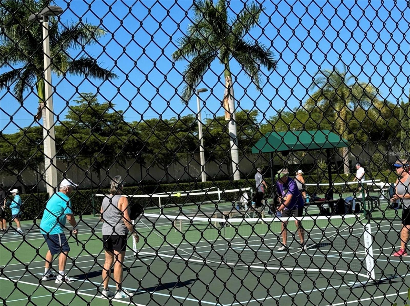 Image 35 of 43 For 124 Soliera Street