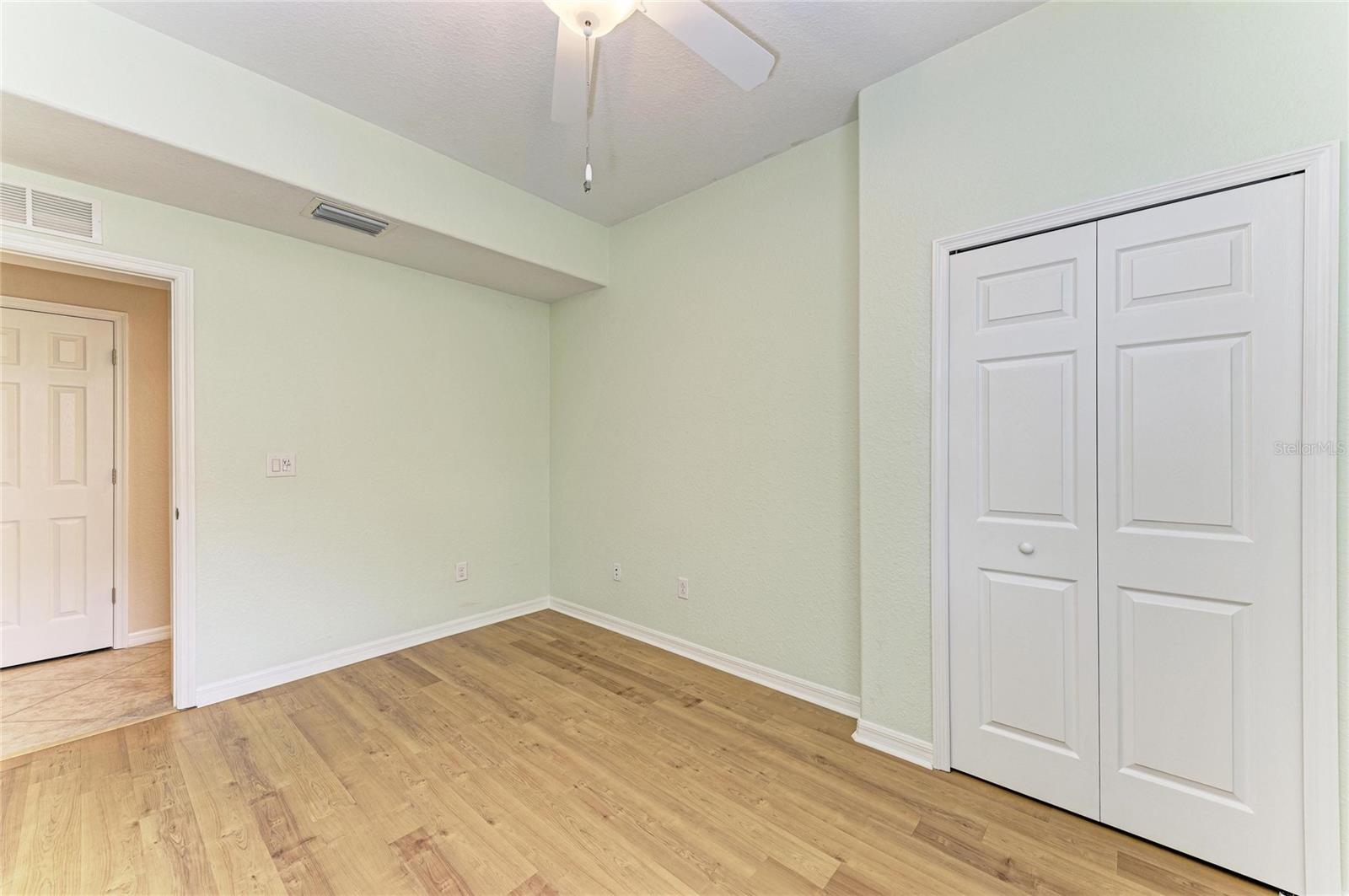 Image 36 of 76 For 7107 Grand Estuary Trail 101