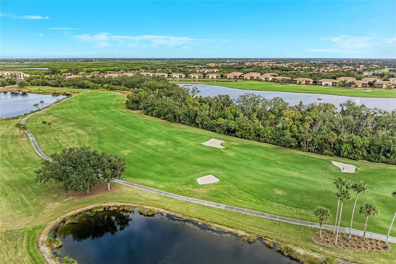 Image 43 of 76 For 7107 Grand Estuary Trail 101