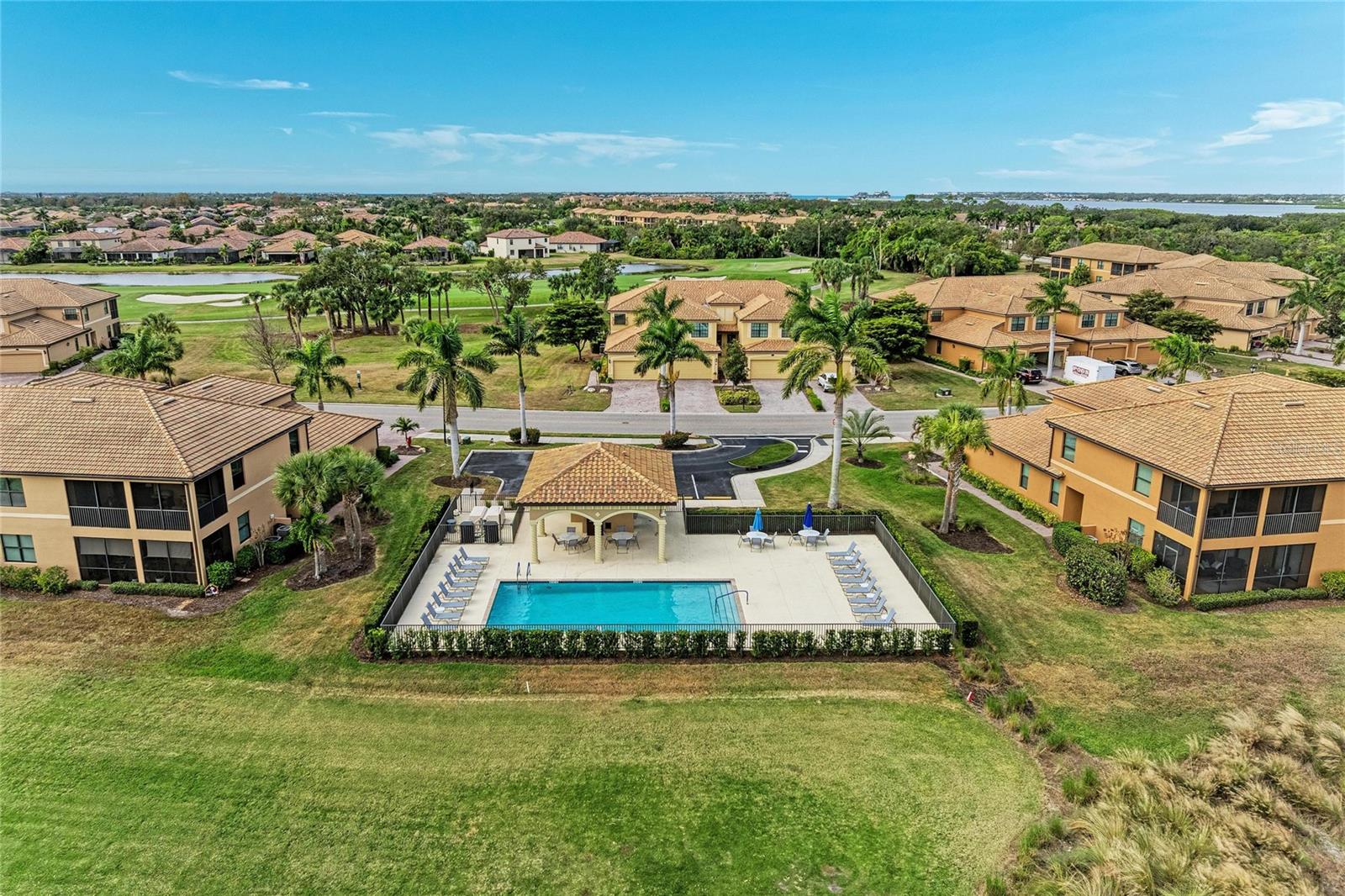 Image 49 of 76 For 7107 Grand Estuary Trail 101