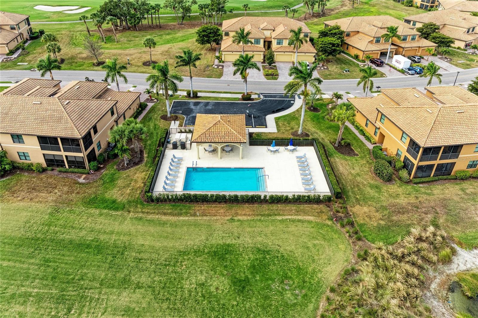 Image 50 of 76 For 7107 Grand Estuary Trail 101