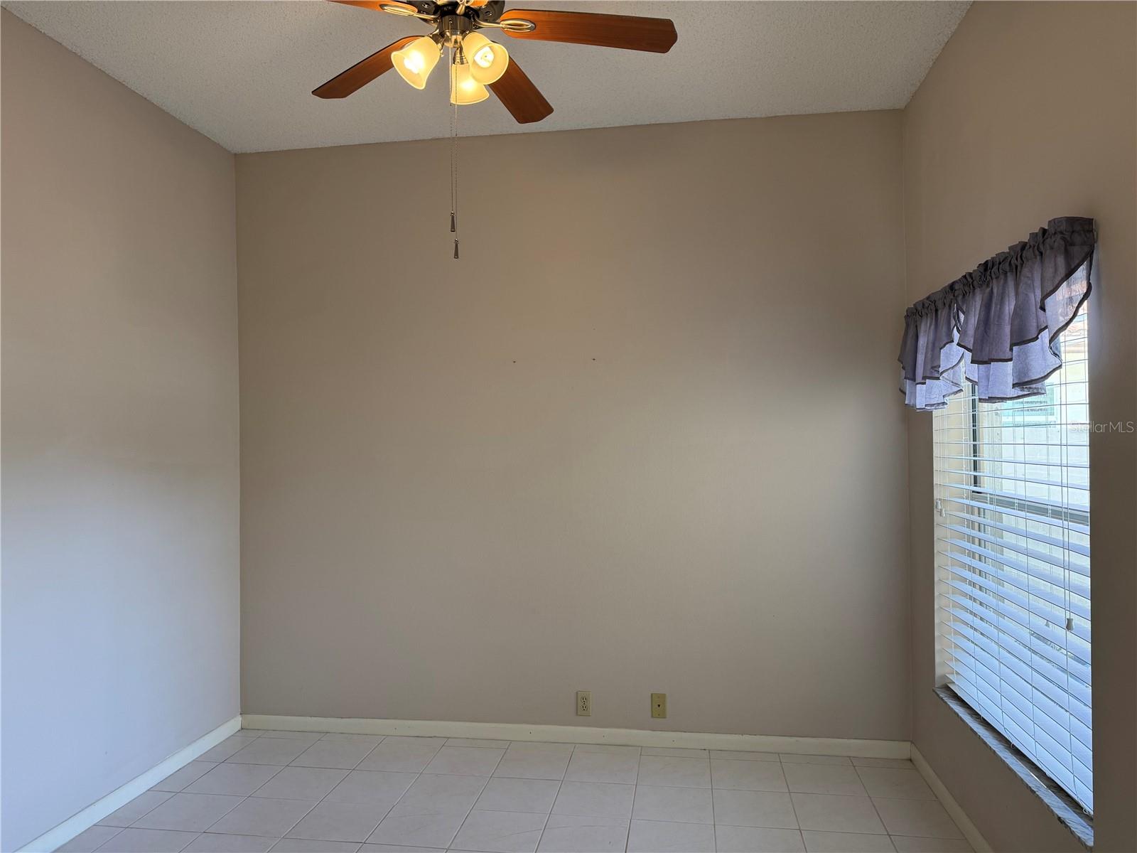 Image 14 of 21 For 4720 Peridia Boulevard E