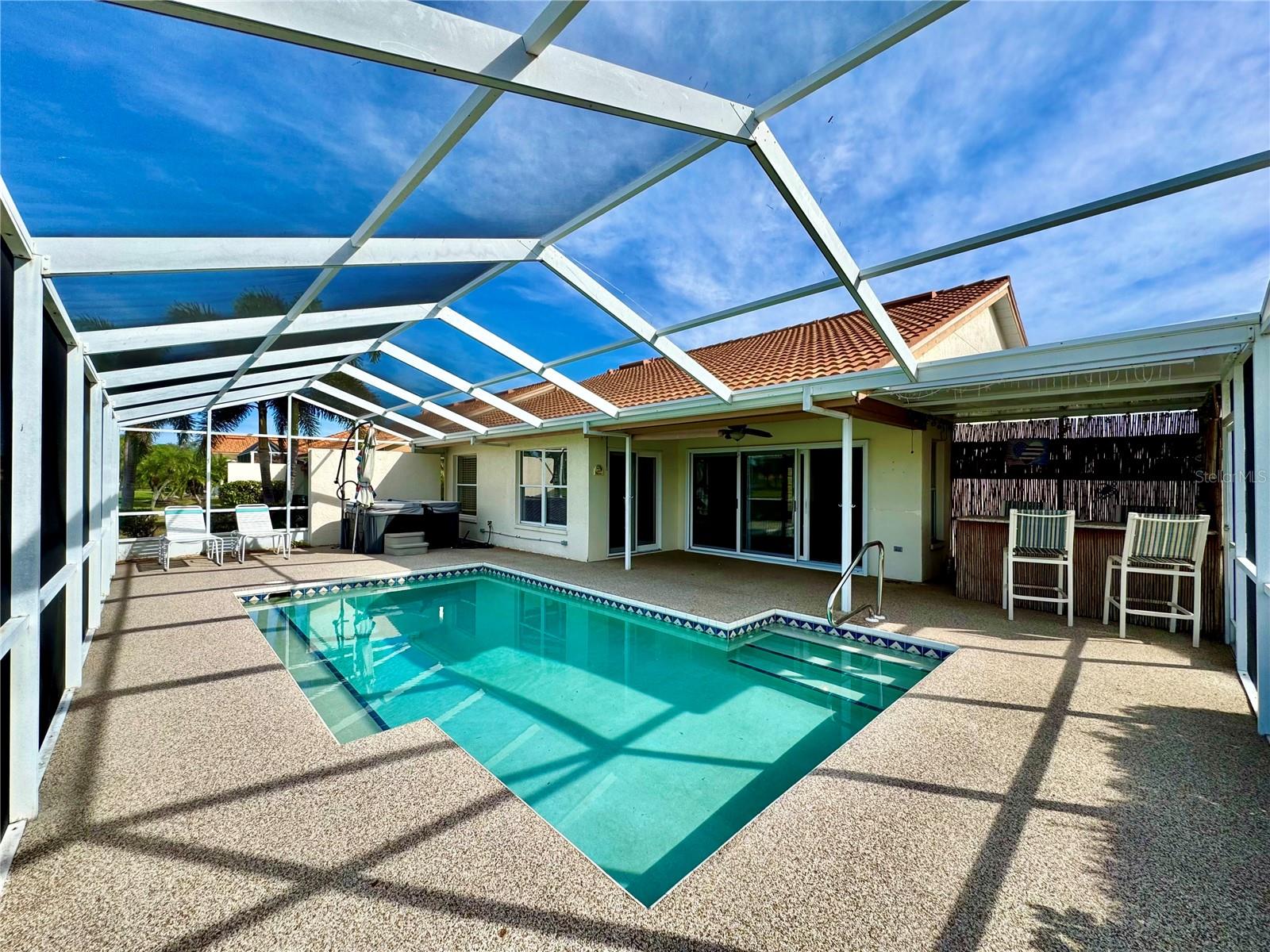 Image 16 of 21 For 4720 Peridia Boulevard E