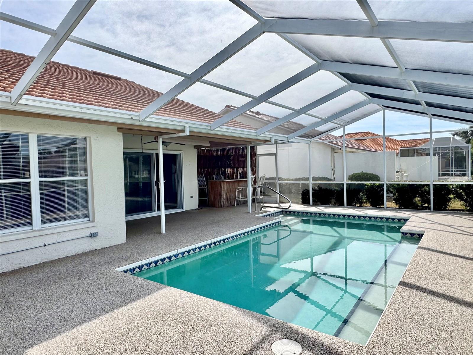 Image 19 of 21 For 4720 Peridia Boulevard E