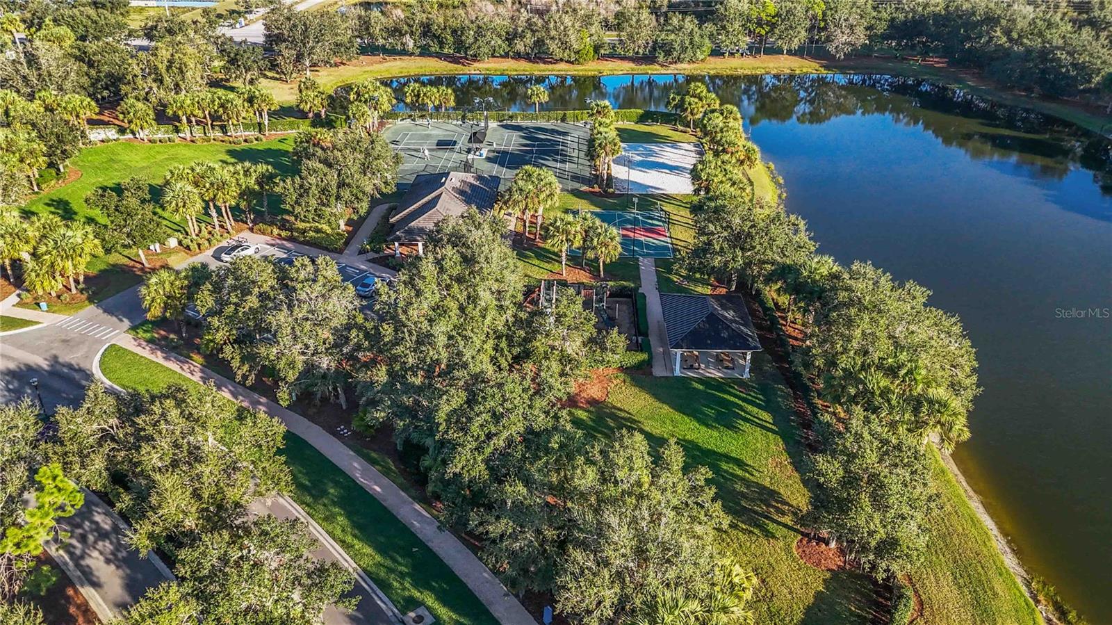 Listing photo id 71 for 3171 Founders Club Drive