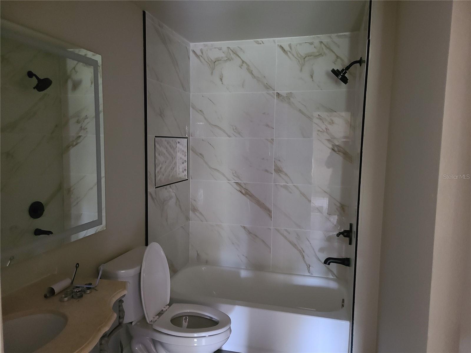 Image 12 of 26 For 8911 Manor Loop 205