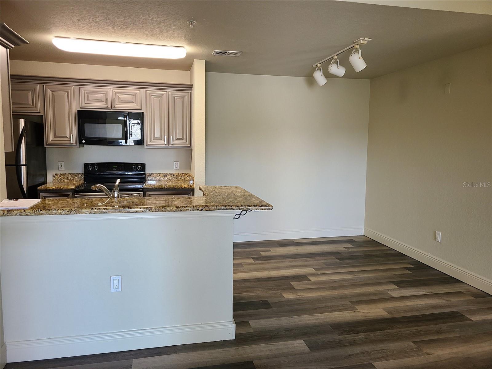 Image 22 of 26 For 8911 Manor Loop 205