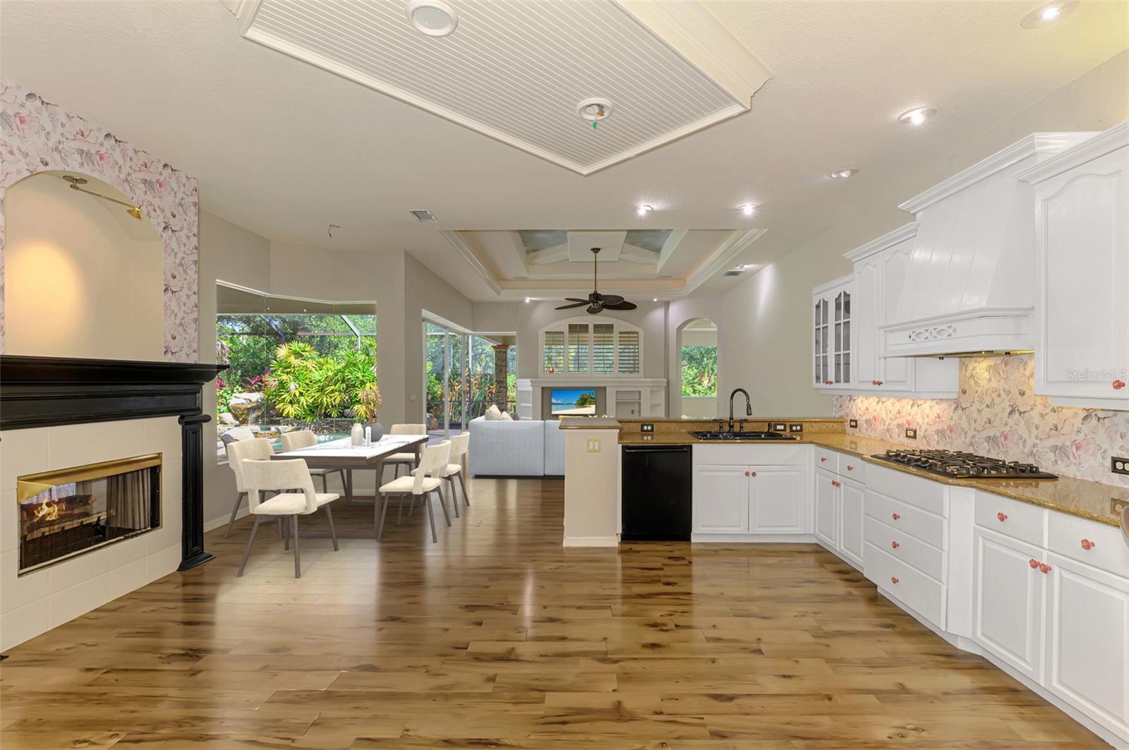 Image 20 of 79 For 4889 Carrington Circle