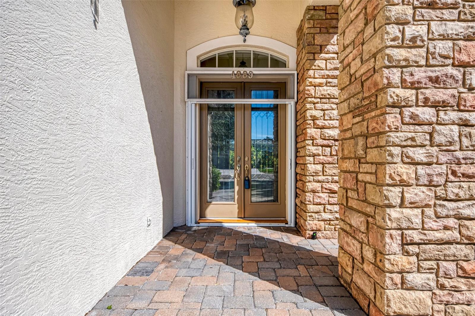 Image 4 of 79 For 4889 Carrington Circle