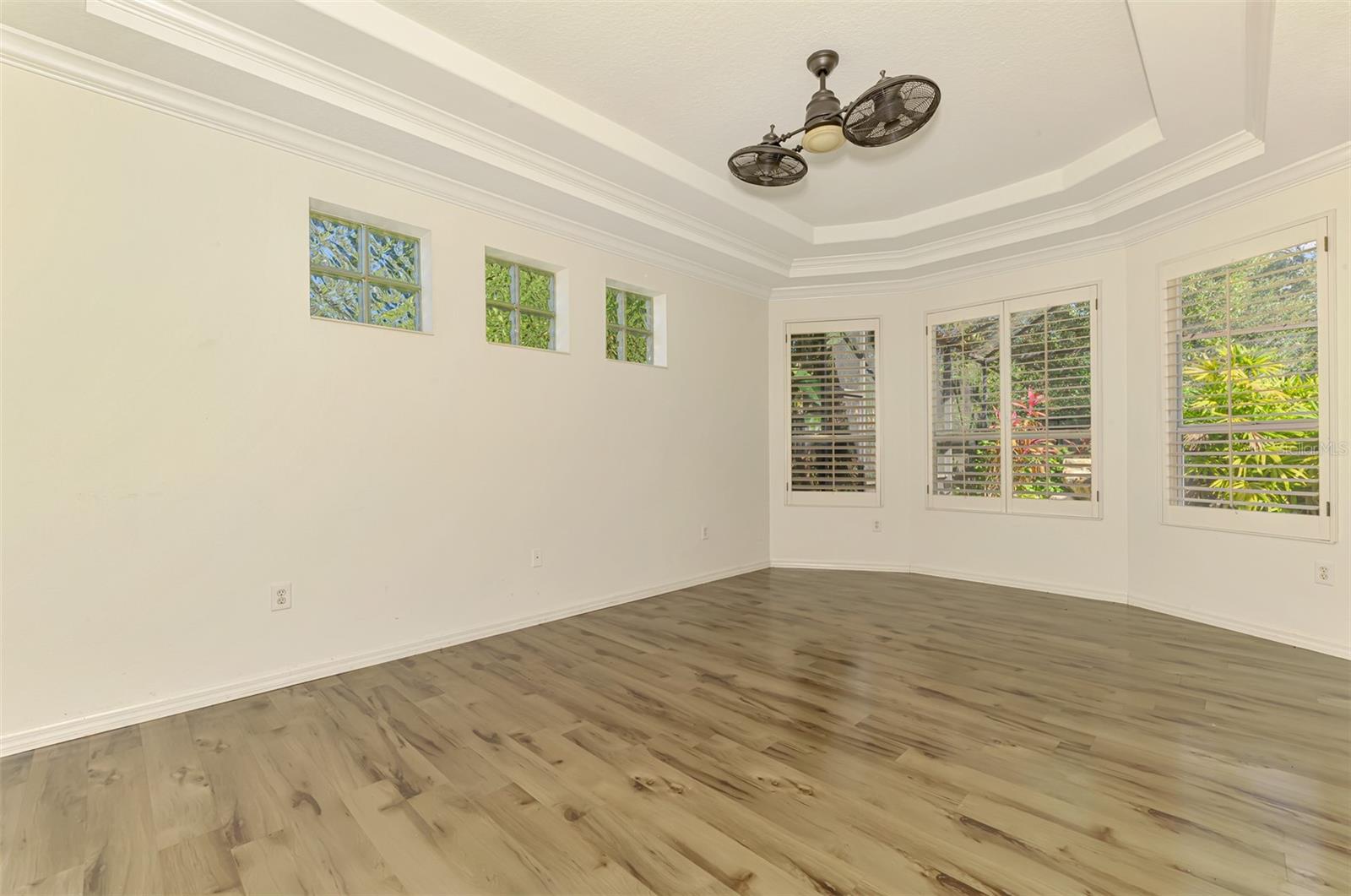 Image 42 of 79 For 4889 Carrington Circle