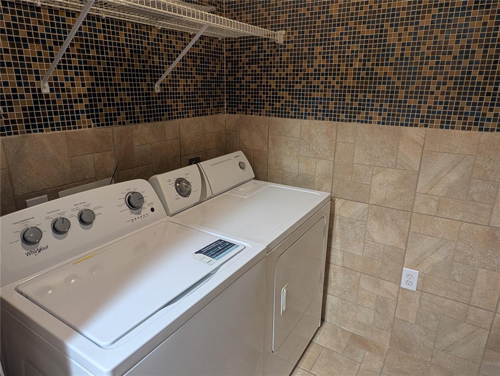 Image 22 of 27 For 5180 Northridge Road 203