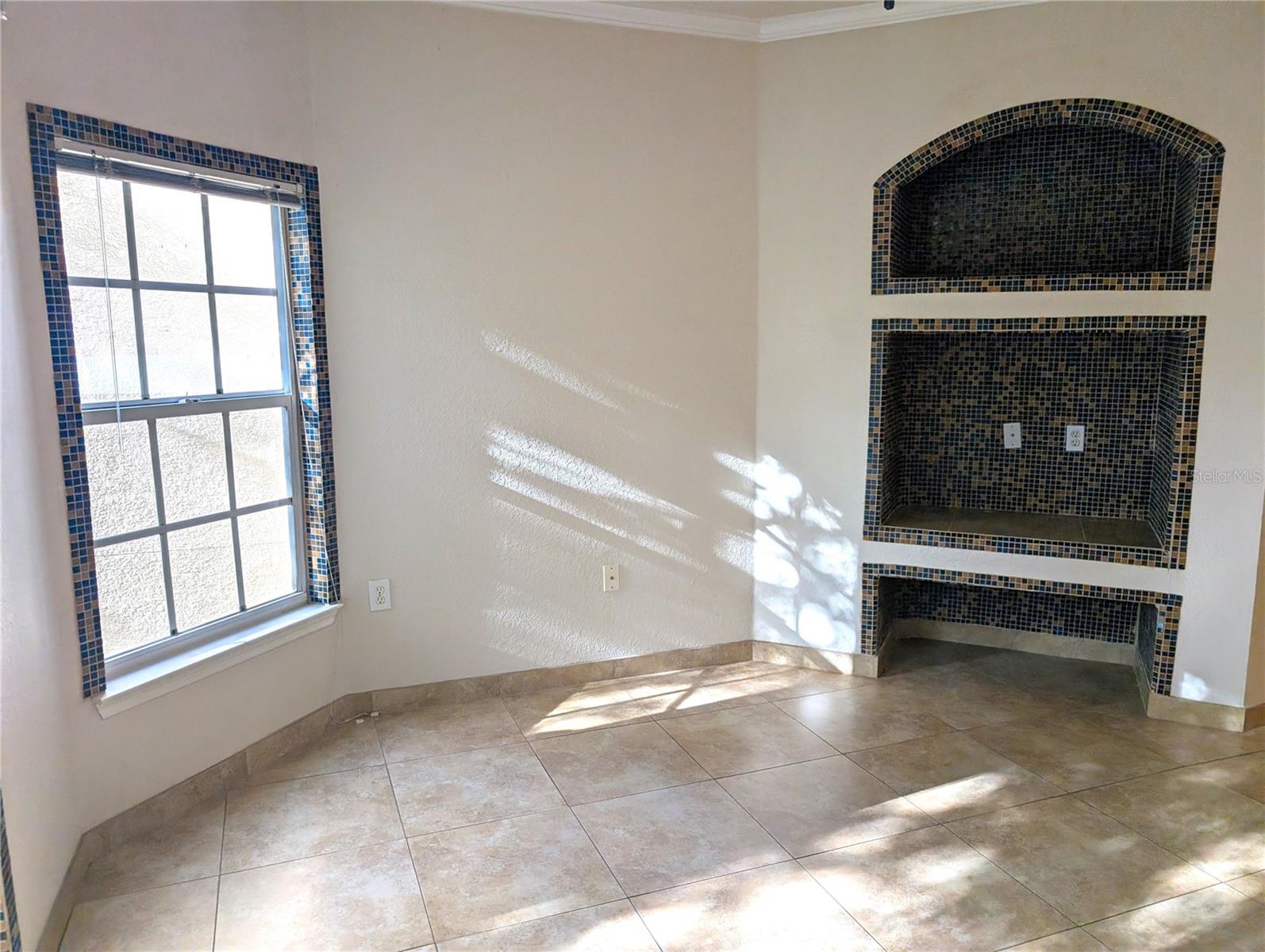 Image 4 of 27 For 5180 Northridge Road 203