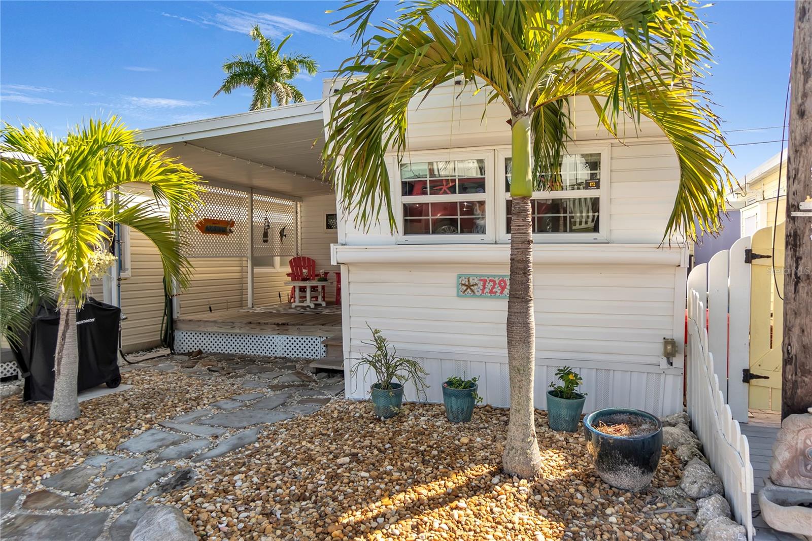 Image 20 of 36 For 2601 Gulf Drive N 729