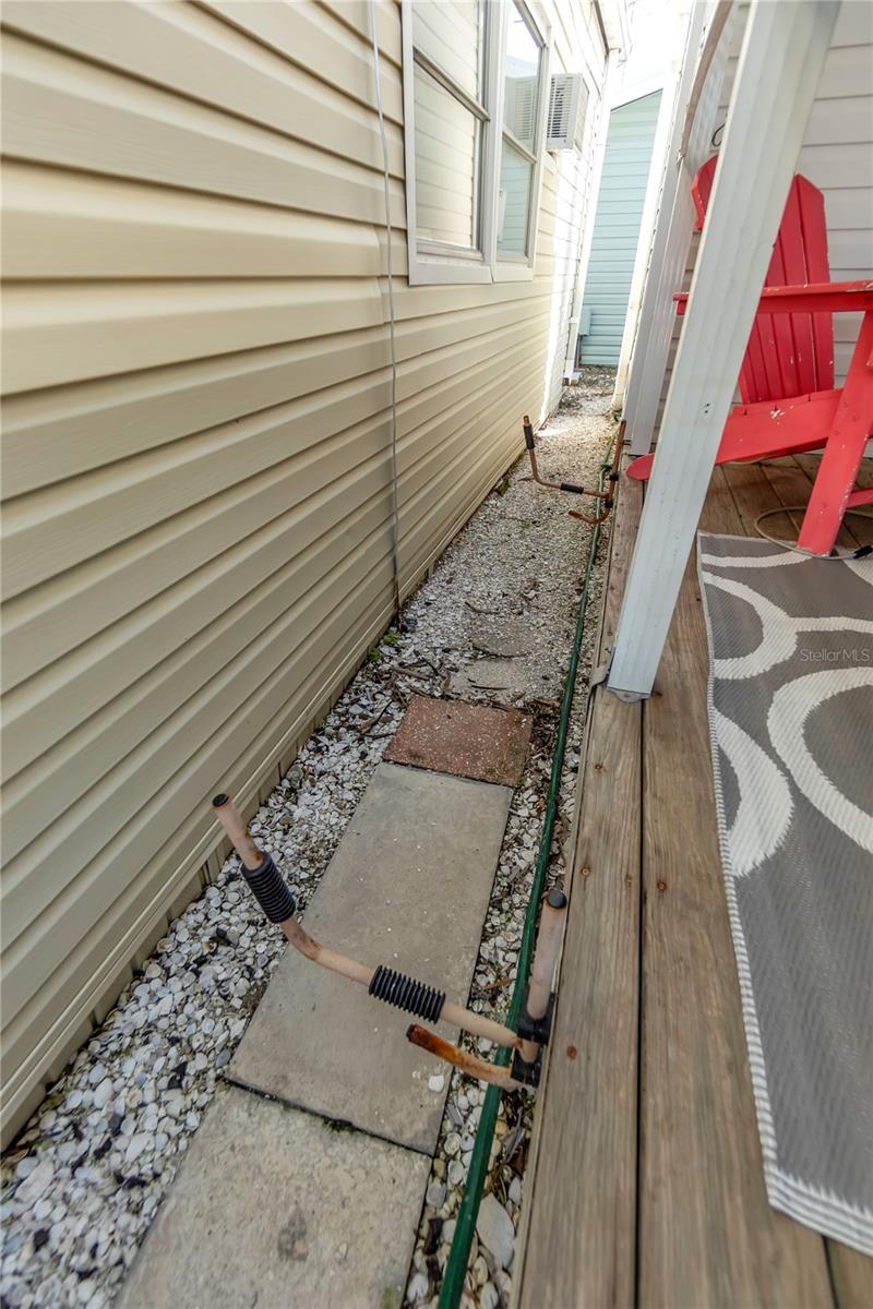 Image 24 of 36 For 2601 Gulf Drive N 729