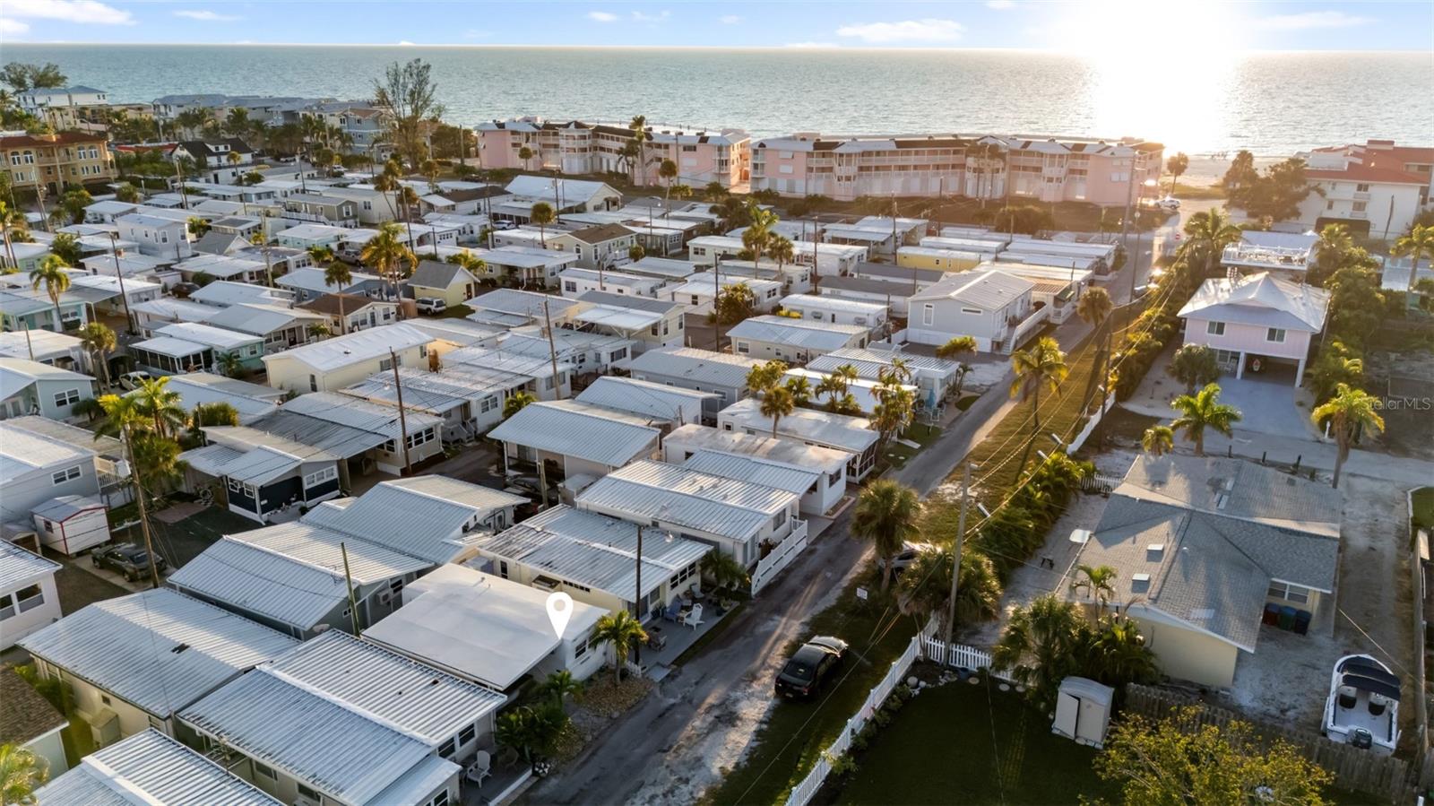 Image 34 of 36 For 2601 Gulf Drive N 729