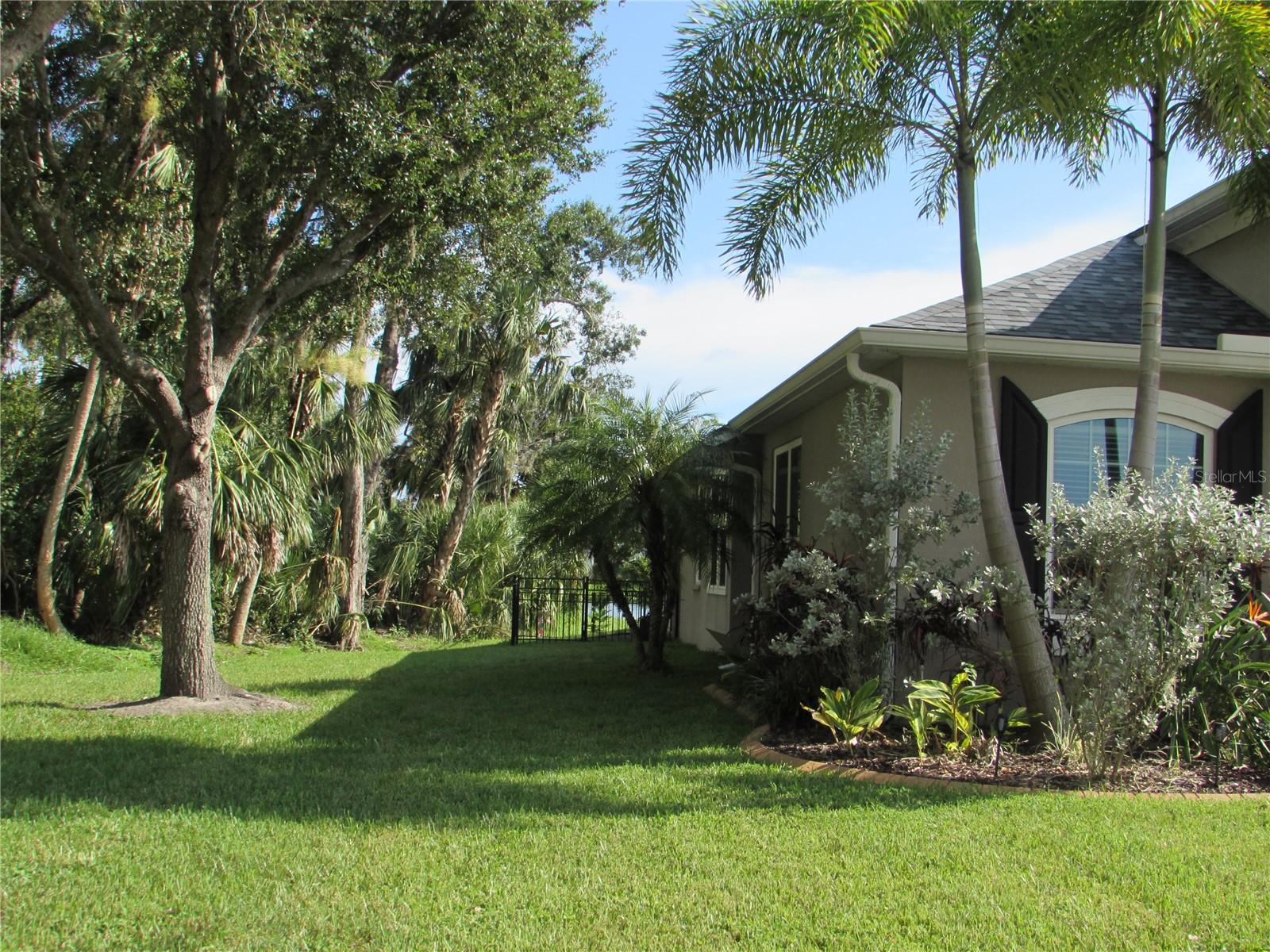 Image 3 of 43 For 5030 58th Terrace E